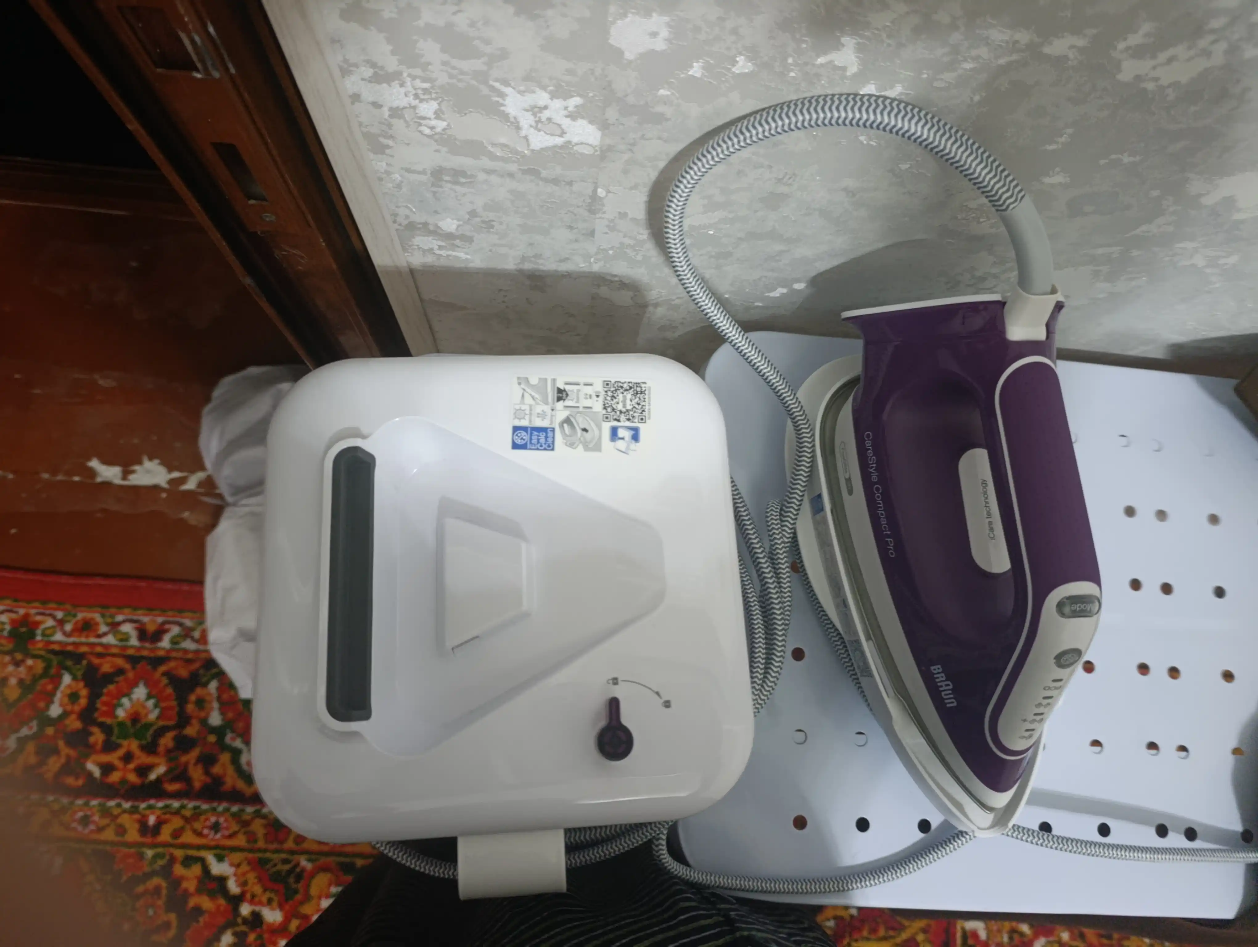Braun IS2577VI CareStyle Compact Pro bug‘ generatori, 2400 Vt, 6,5 bar, 1,5 l suv baki