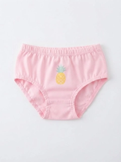 Розовый