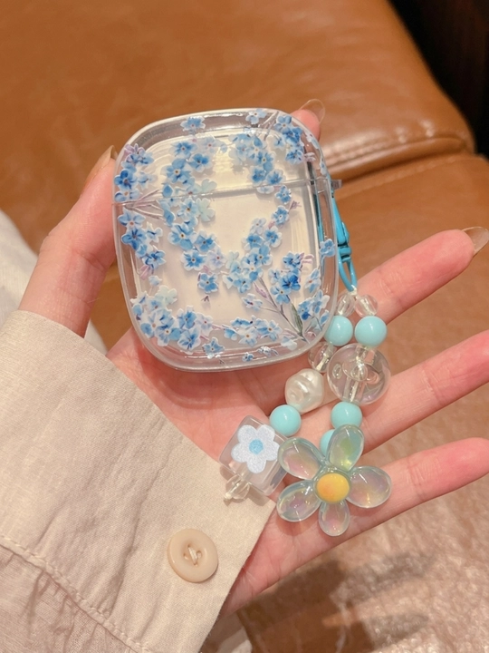 Красивый чехол для AirPods с брелоком и подвеской