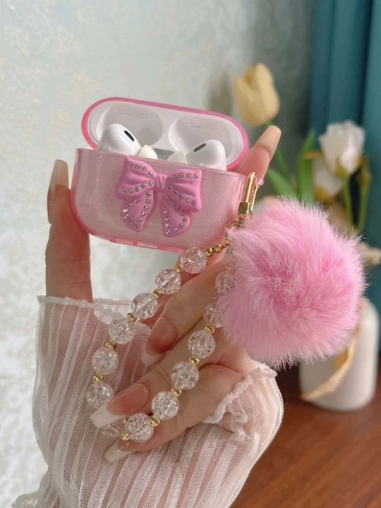 Красивый чехол для AirPods с брелоком и подвеской