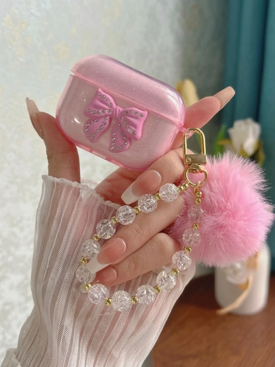 Красивый чехол для AirPods с брелоком и подвеской