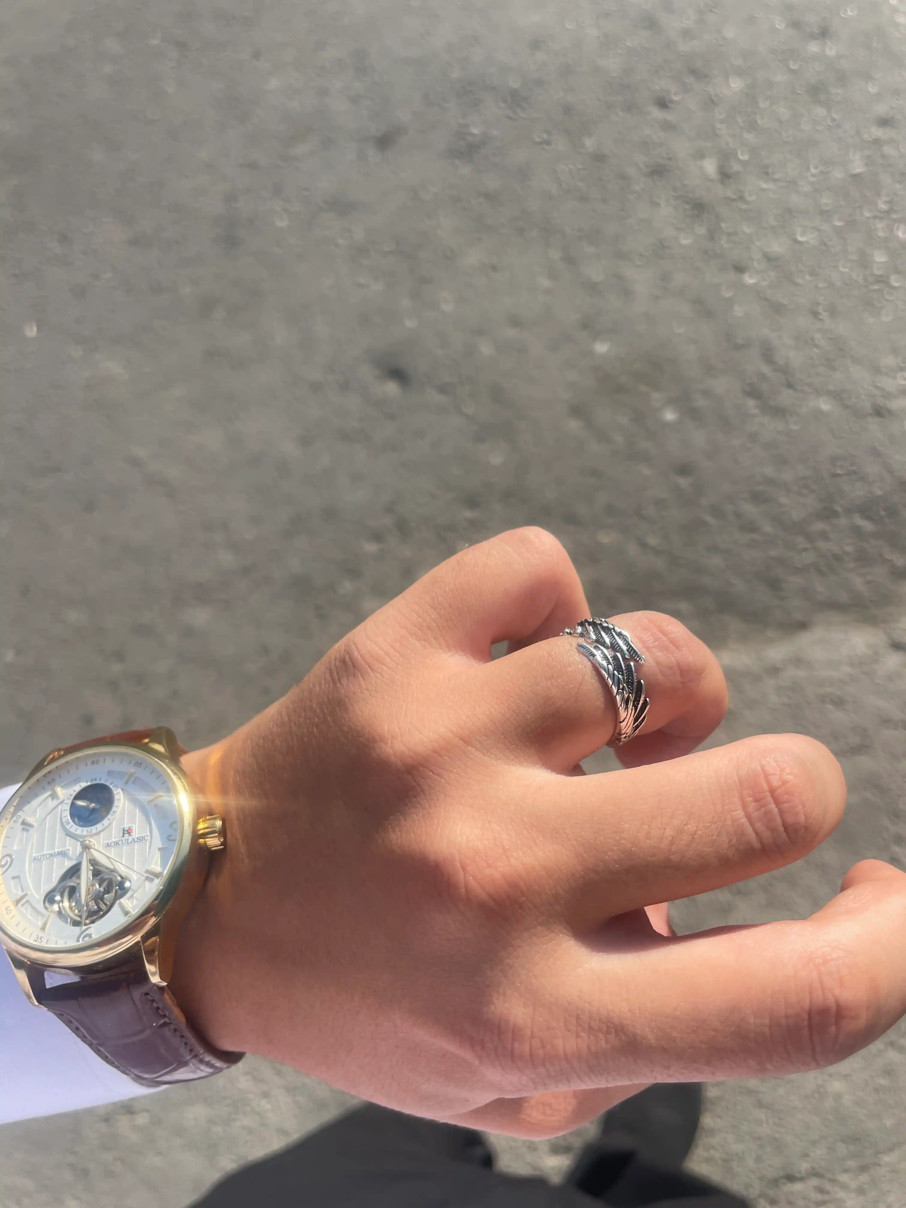 Кольцо в стиле Wing Vintage — эффектный акцент в серебристом дизайне