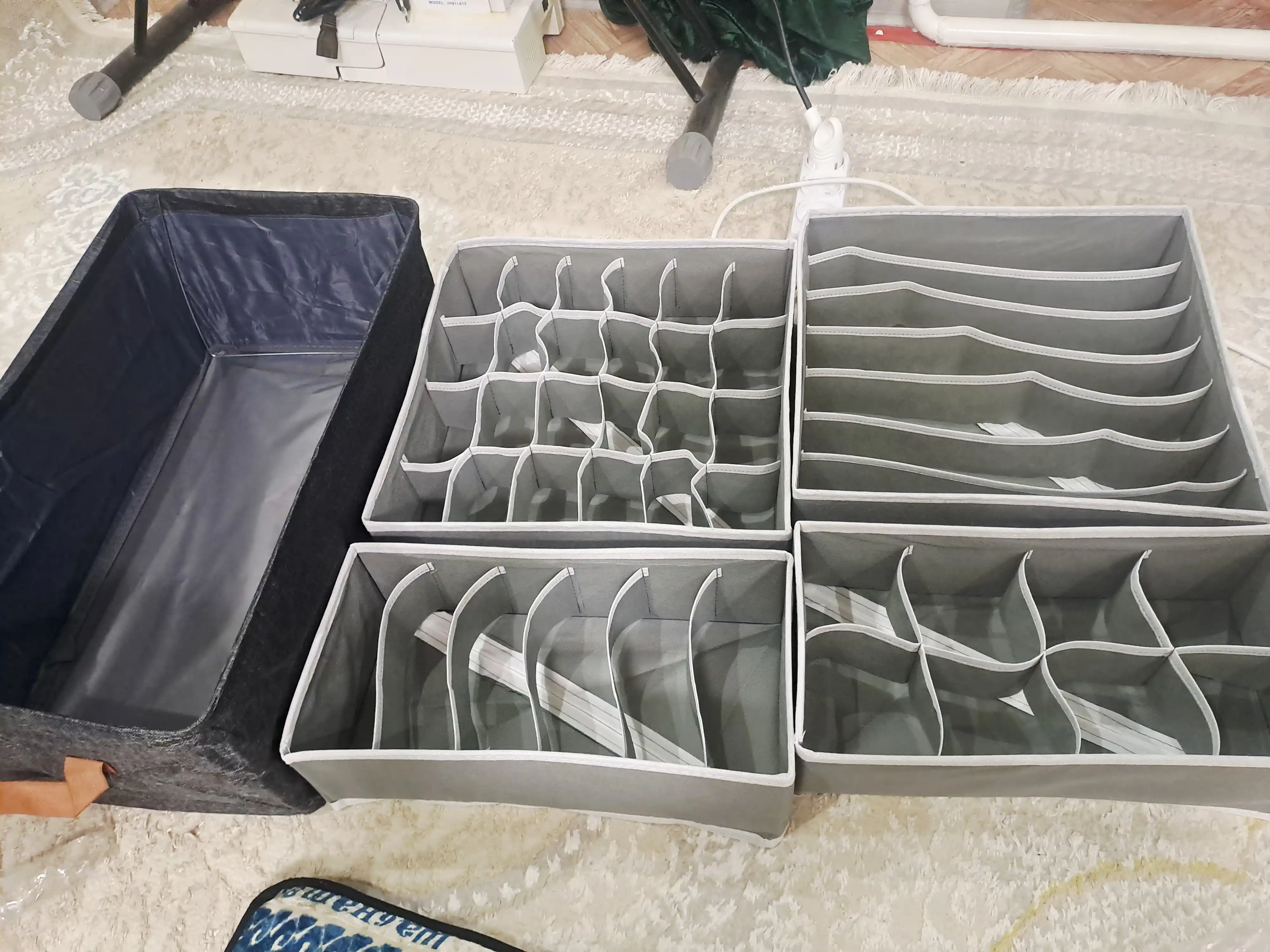 Oziq-ovqat mahsulotlarini saqlash uchun ko'p martalik elastik streych paketlar baxila