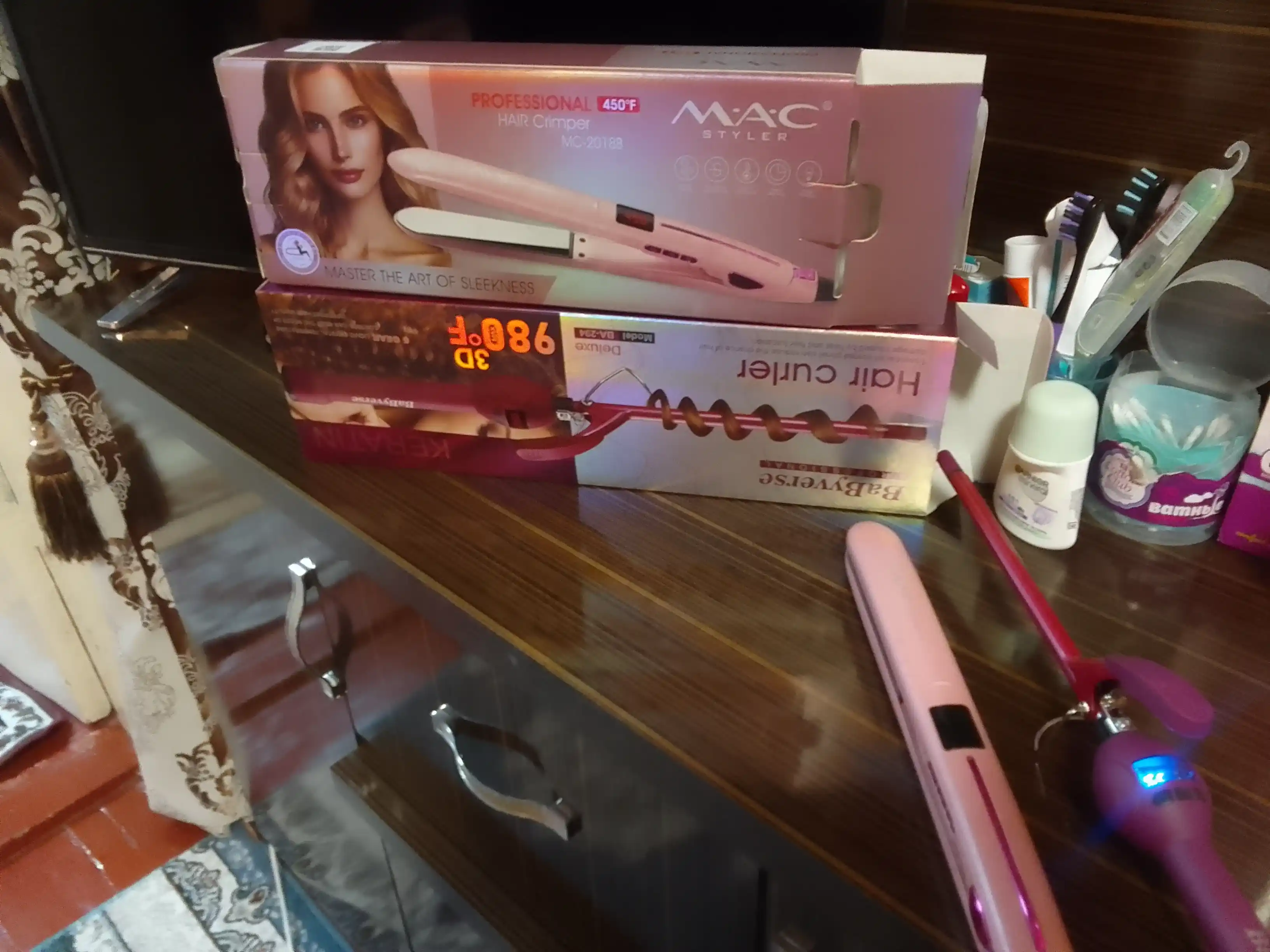 Professional soch tekislovchi dazmol MAC Styler MC-2018, LED displeyli