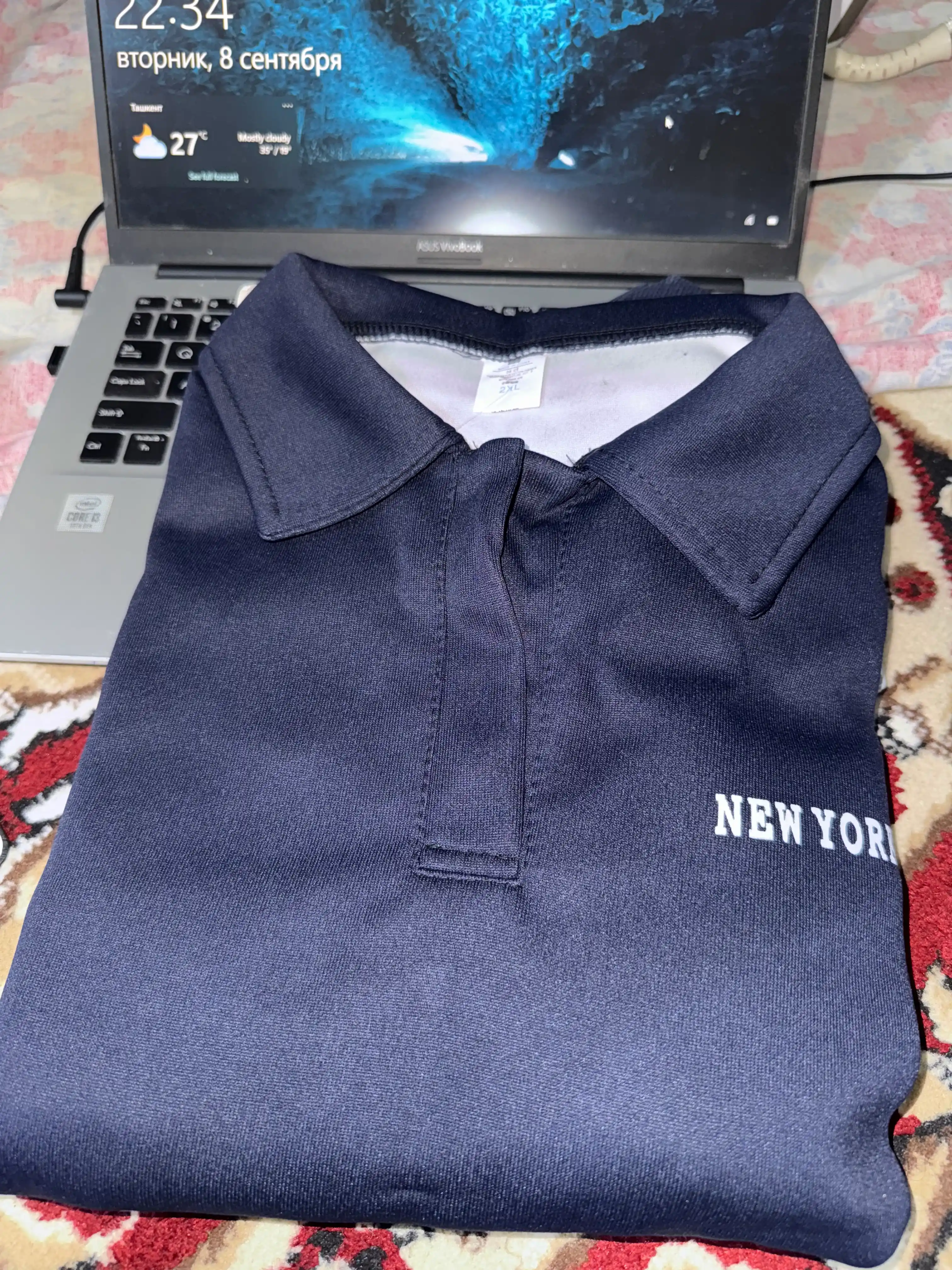 Ayollar sviteri NEW YORK oversayz fason, yoqali, yumshoq va issiq sviterlar ayollar uchun
