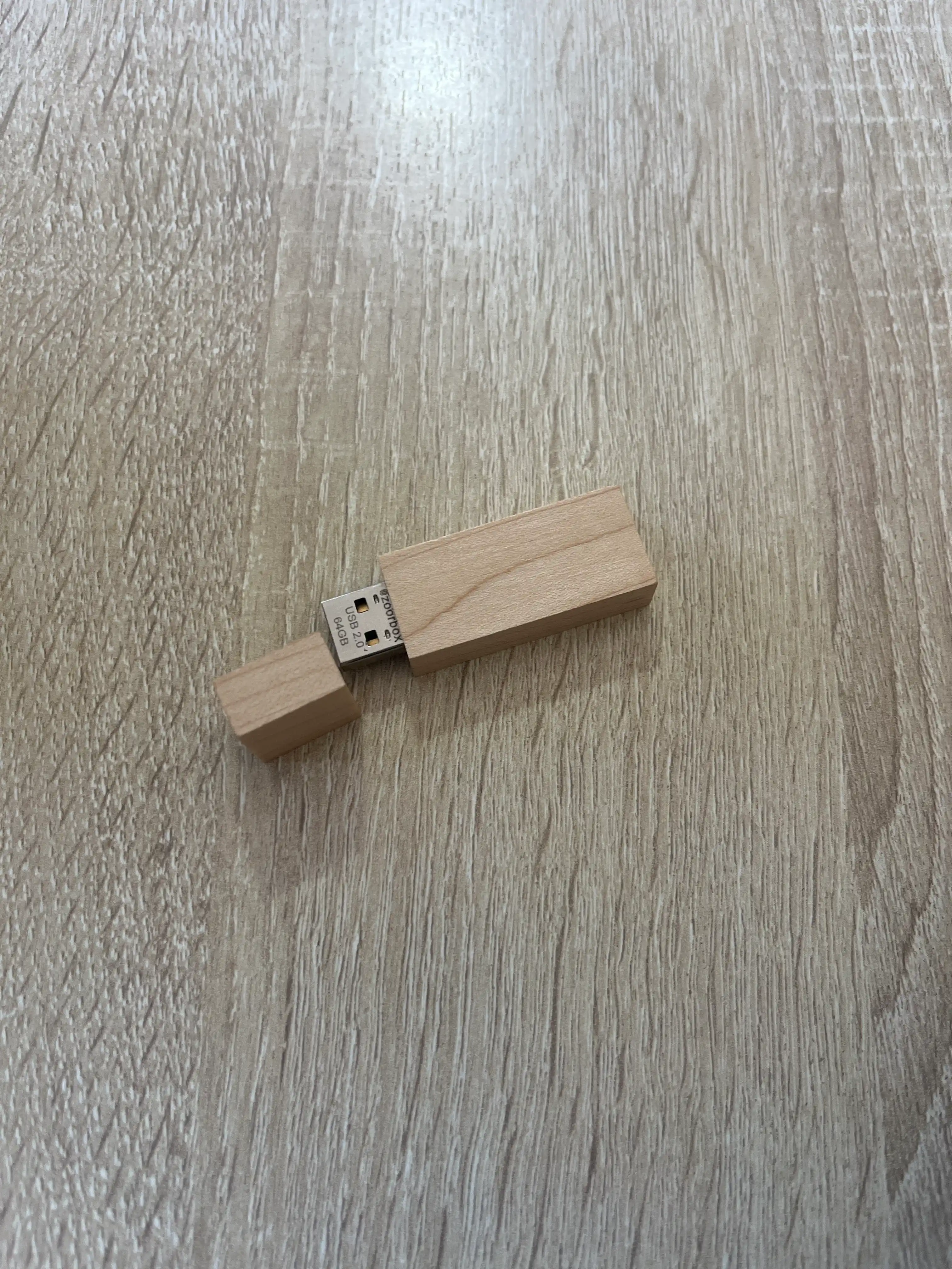 Yog'ochli flesh-disk 32 GB, USB 2.0