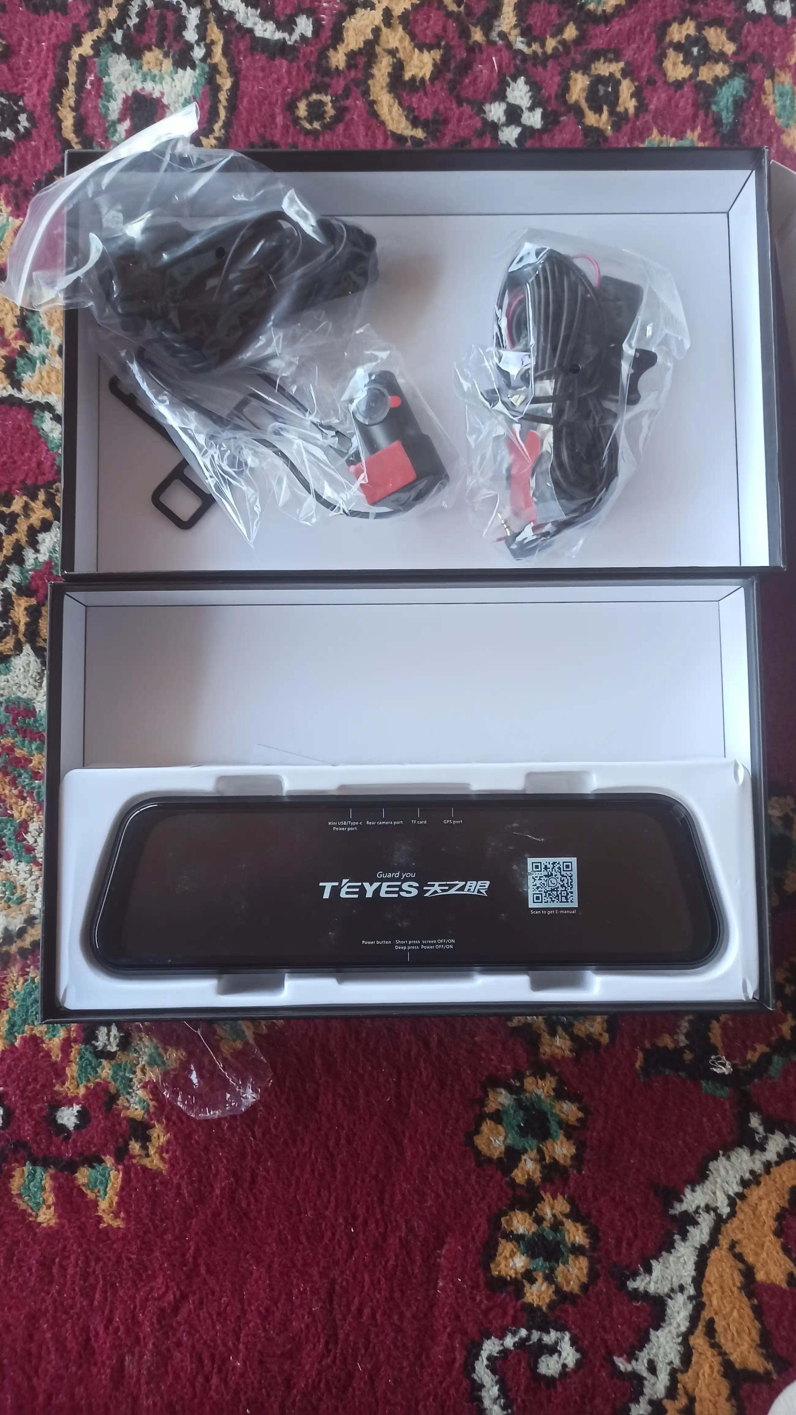 Видеорегистратор TEYES Q8 PRO с 3 камерами, Wi-Fi наблюдение, 6 месяцев гарантии