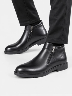 Qora