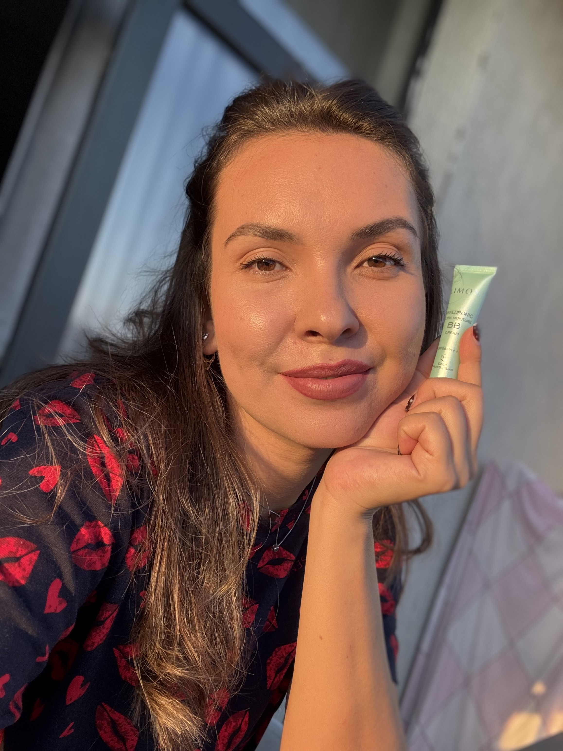Увлажняющий ББ крем с гиалуроновой кислотой LIMONI Hyaluronic Ultra Moisture BB Cream 15мл