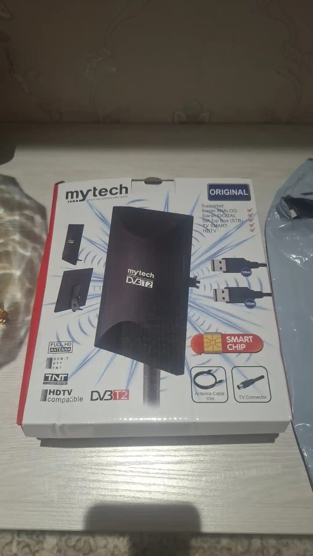 Uy va kucha antennasi TV DVB T2  , kuchli signal ko'p joylarda xatto uy ichida ham