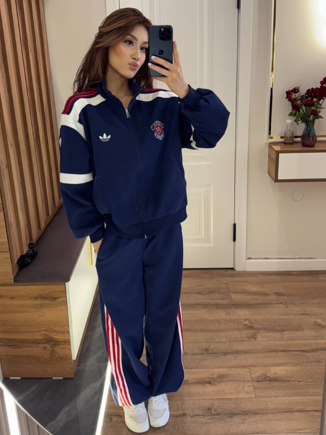 Ayollar uchun sport kostyumi dvoyka, oversize olimpiyka va keng shim, 2 ip XB trikotaj