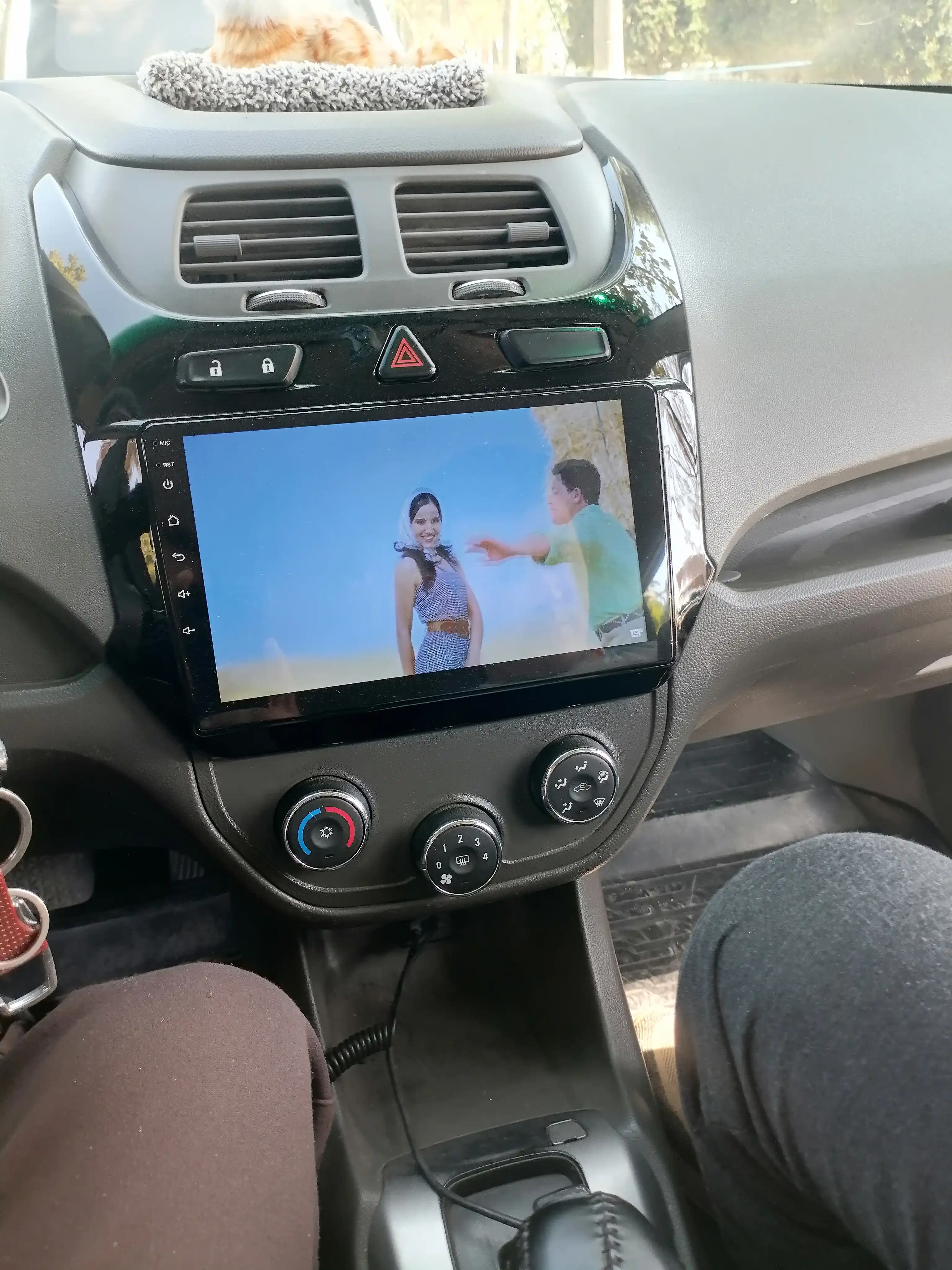 Автомонитор —Android Wi-Fi CAR PLAY 6/64 ГБ универсал экран без мерцания без нагрева 1 год