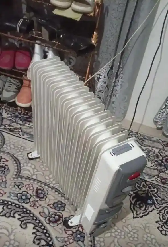 NIKAI moyli isitgichi, termo-puflanadigan pech + quritgich, 13 ta qovurg‘a, 30 kv.m gacha