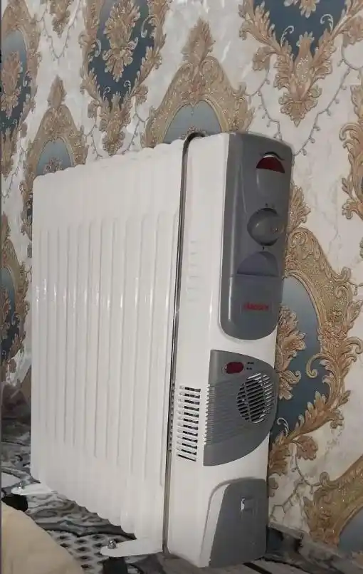 NIKAI moyli isitgichi, termo-puflanadigan pech + quritgich, 13 ta qovurg‘a, 30 kv.m gacha