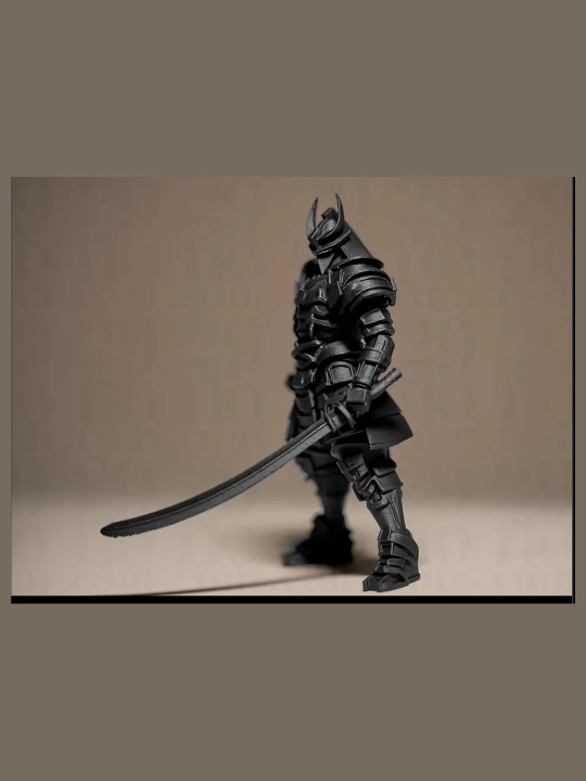 Фигурка Самурай в доспехах с катаной, черная, 3D-печать