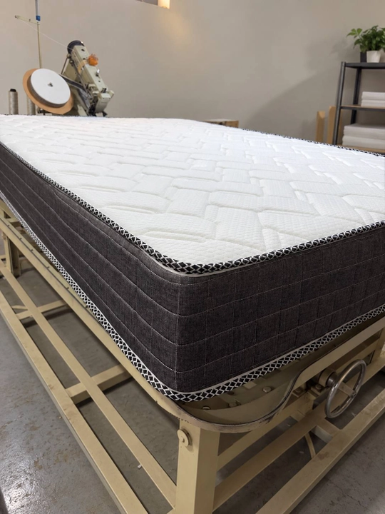 Ortopedik matras, prujinasiz matras, o‘rtacha qattiqlik, 20 sm, 180 kg+