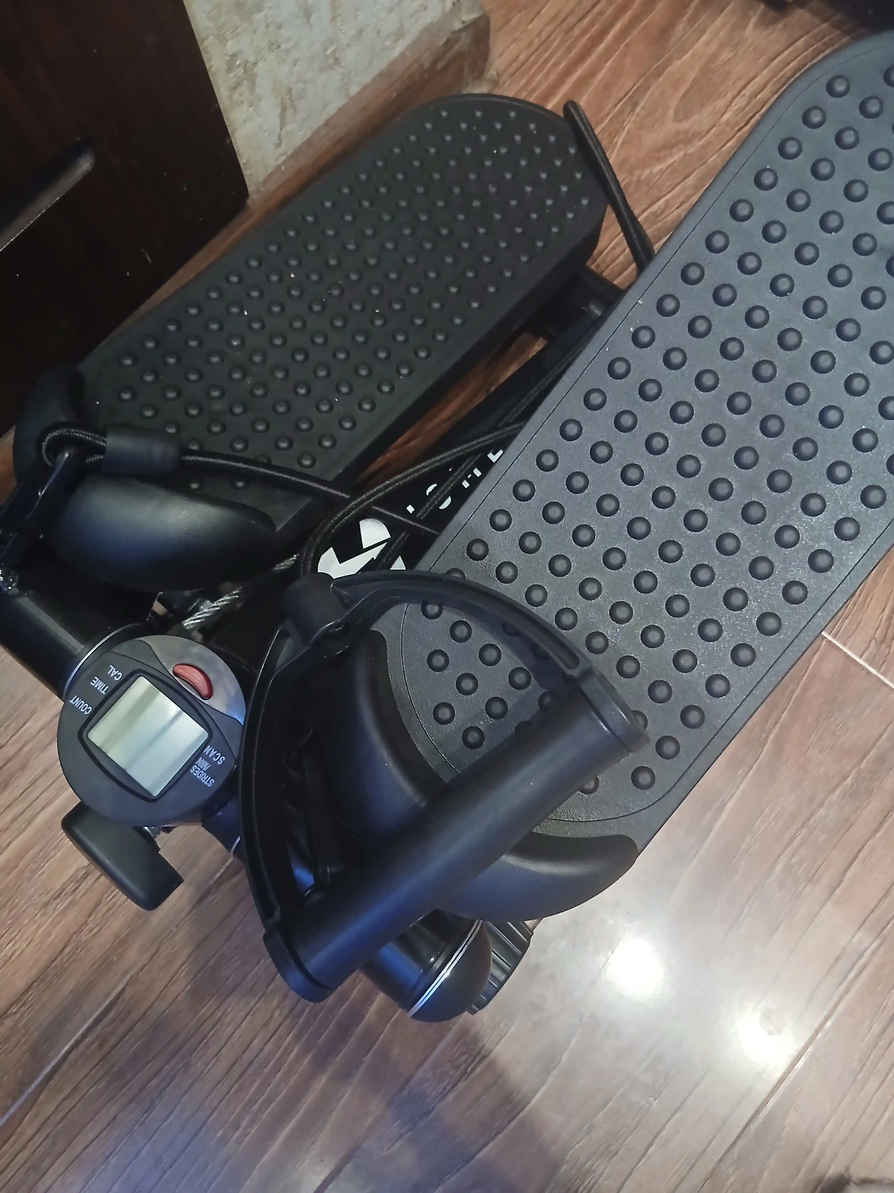 Stepper buriluvchi trenajor Homex – oyoq, son, bel va press mushaklari uchun, espanderli