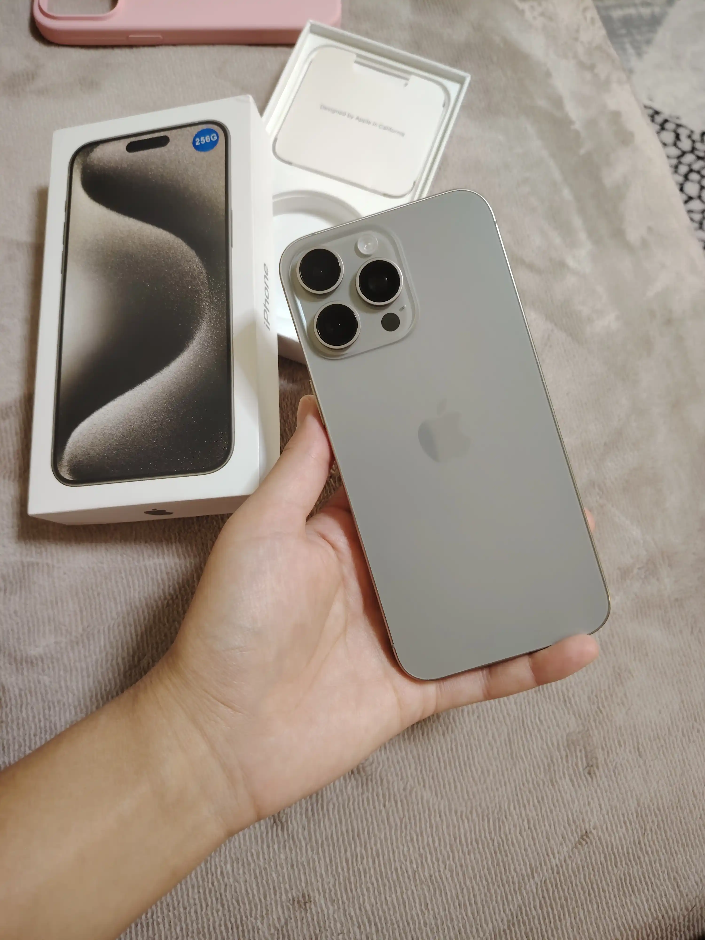 Смартфон iPhone 15 Pro/ProMax, 128/256 GB, SIM+ESIM, чехол+стеклов подарок