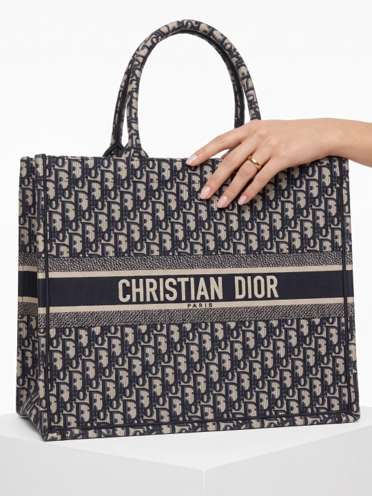 Ayollar uchun sumka shopper, Christian Dior uslubida, har kunlik mos