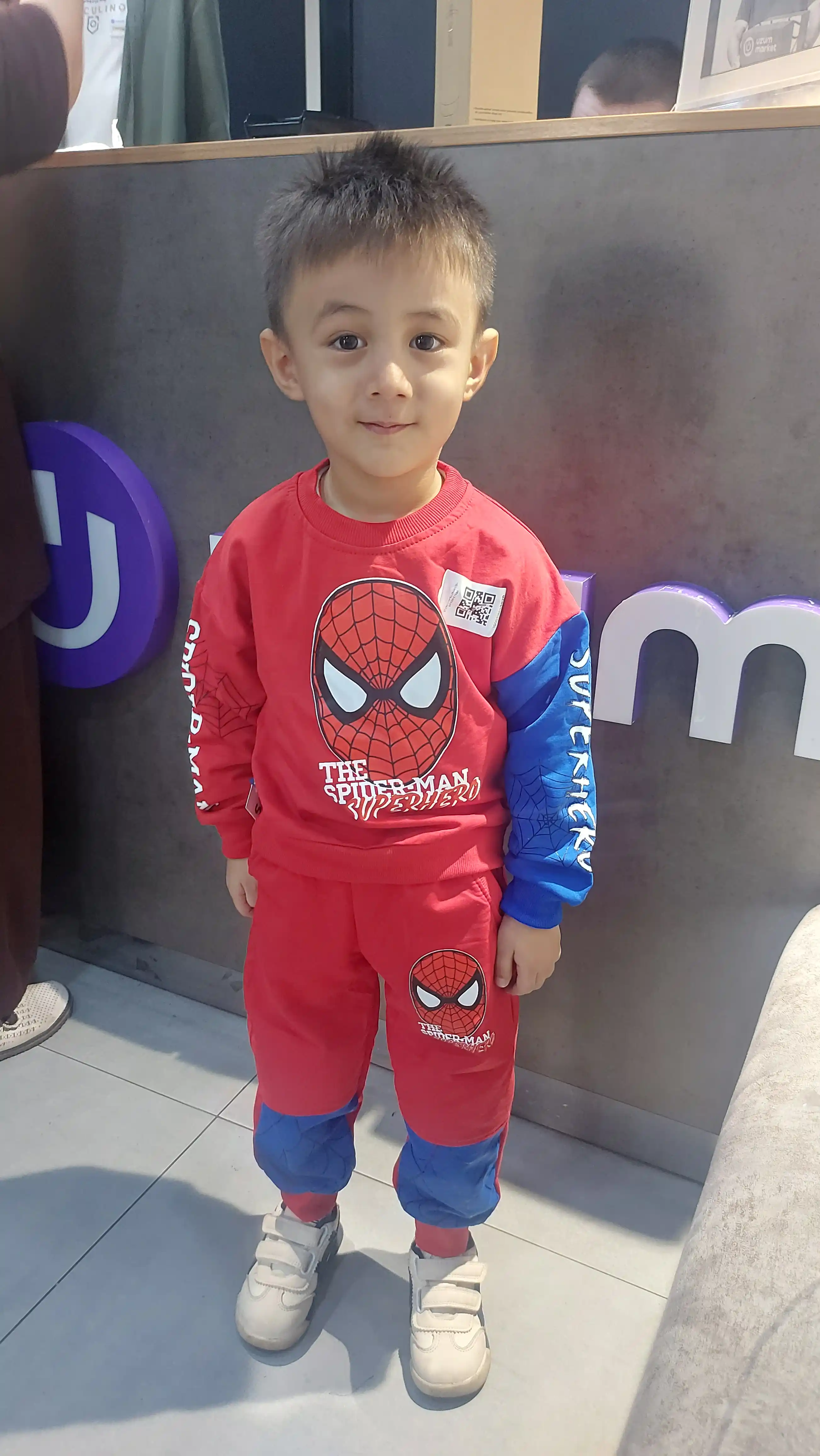 O‘g‘il bolalar uchun Spider-Man sport kostyumi, svitshot va shim, 2–4 yosh