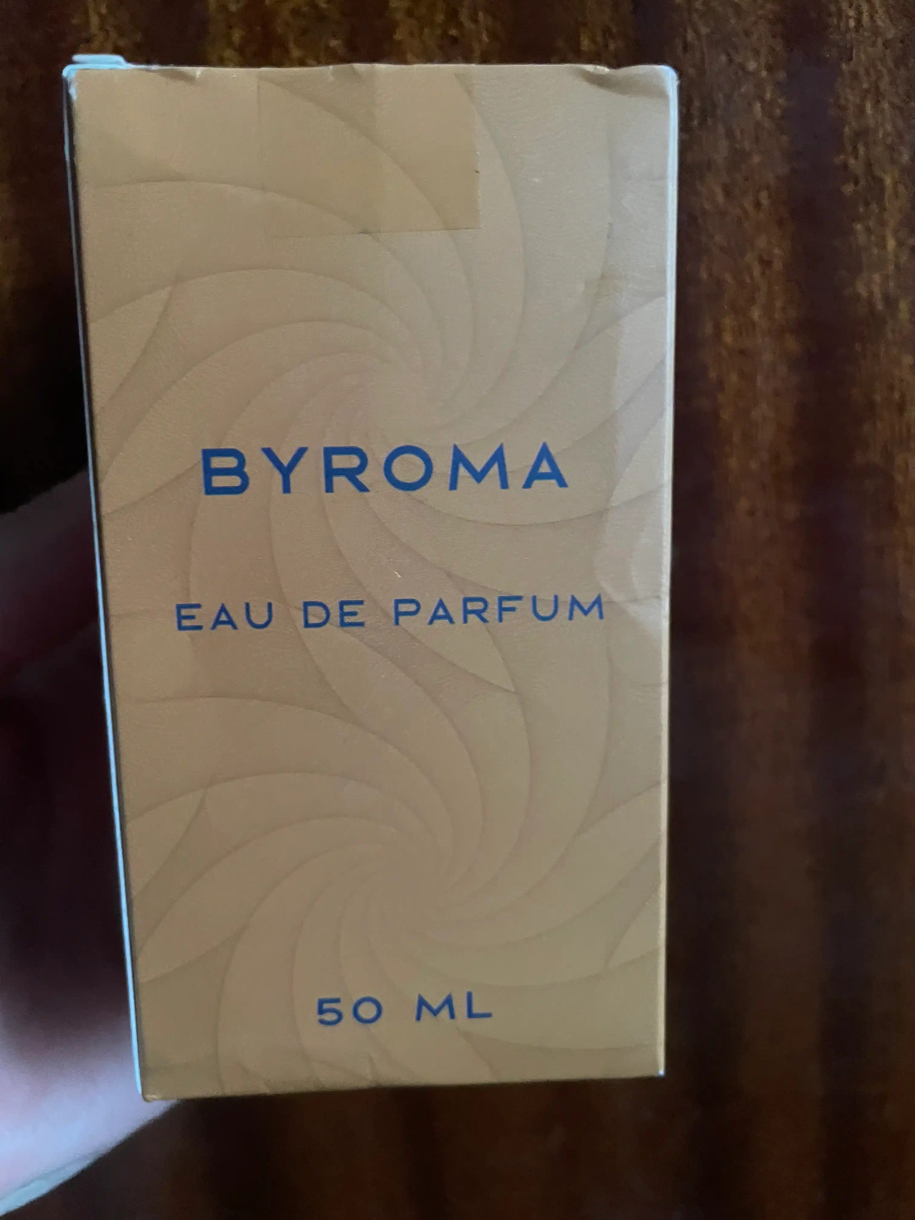 Ba roulette Rouge naqshlari asosidagi unisex atir 540 50 ml, barqaror atir, parfyumeriya suvi