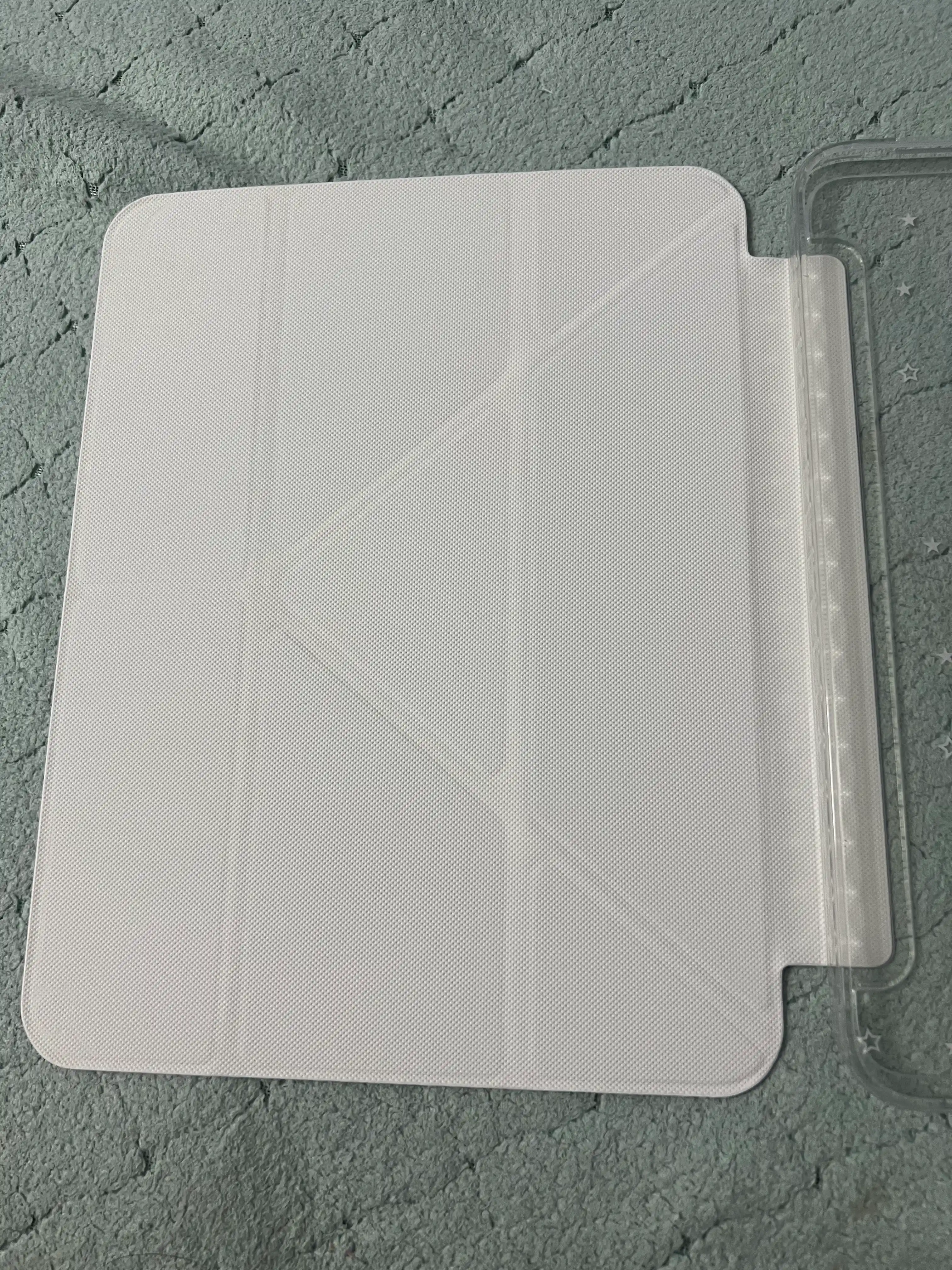 Чехол на iPad 11 A16 с магнитной крышкой, складывается в подставку 5 различными способами