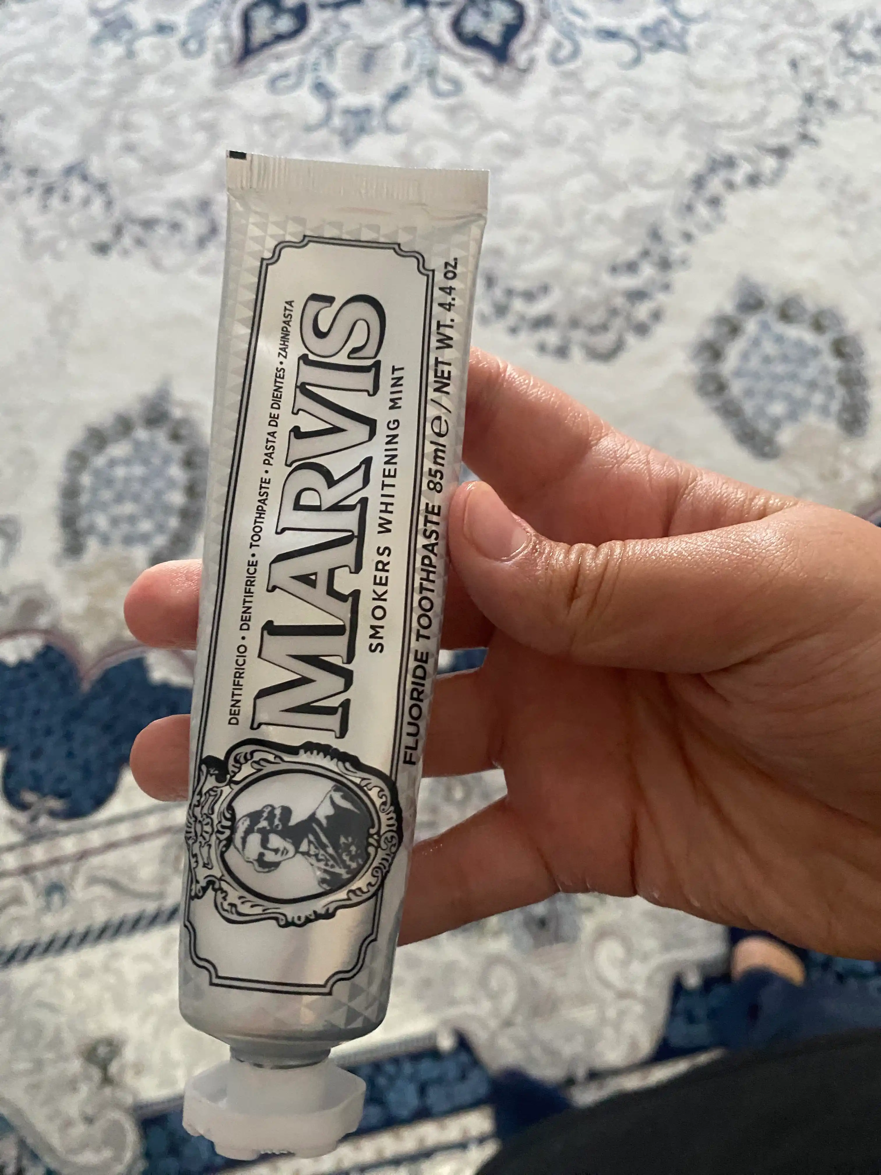 Зубная паста с отбеливающим эффектом, MARVIS Amarelli Licorice Mint, 85 мл