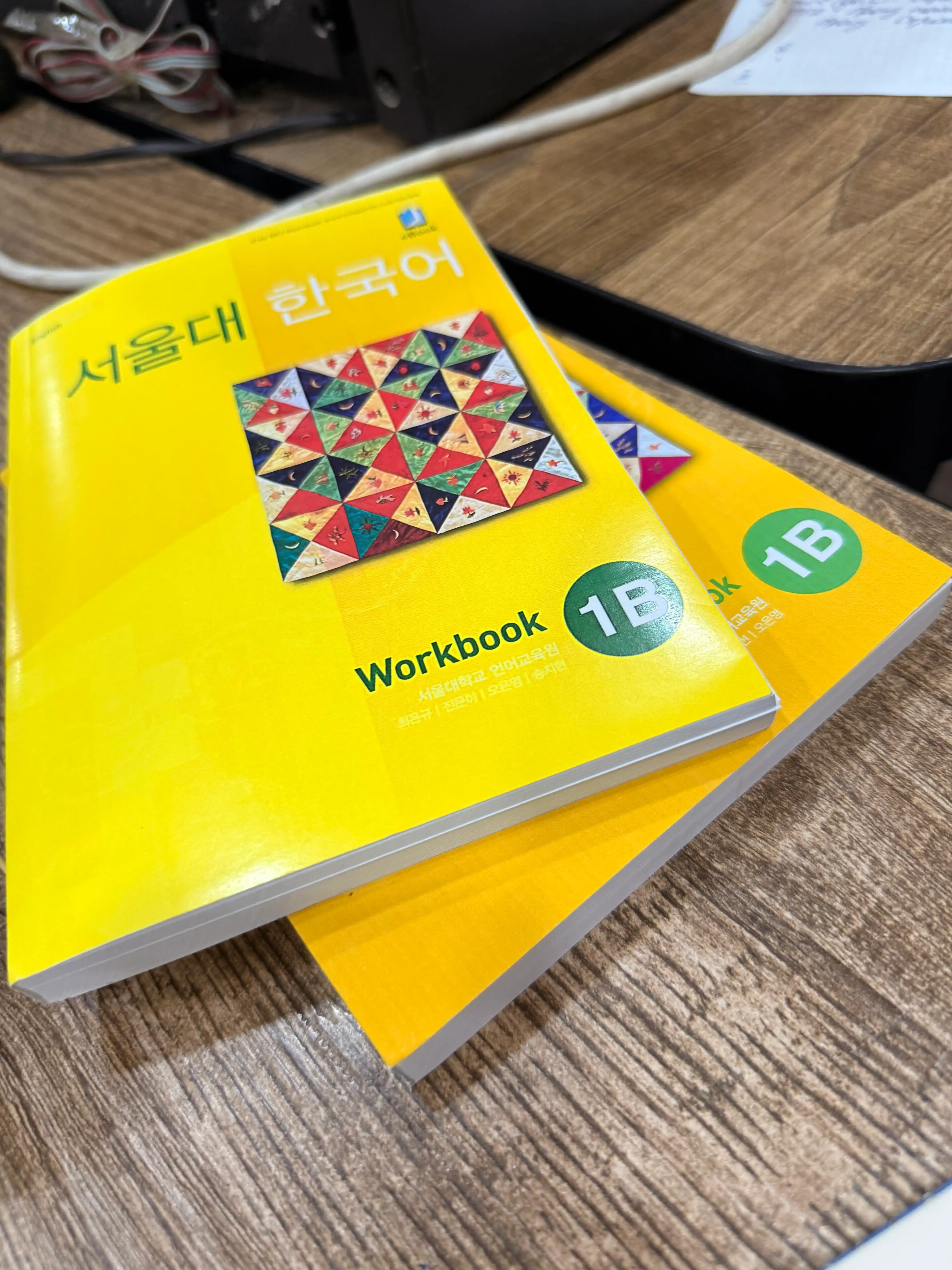Seoul Korean, Kitobi 1A, 1B, 2A, 2B, 3A, 3B, 4A, 4B Students Book va Work book