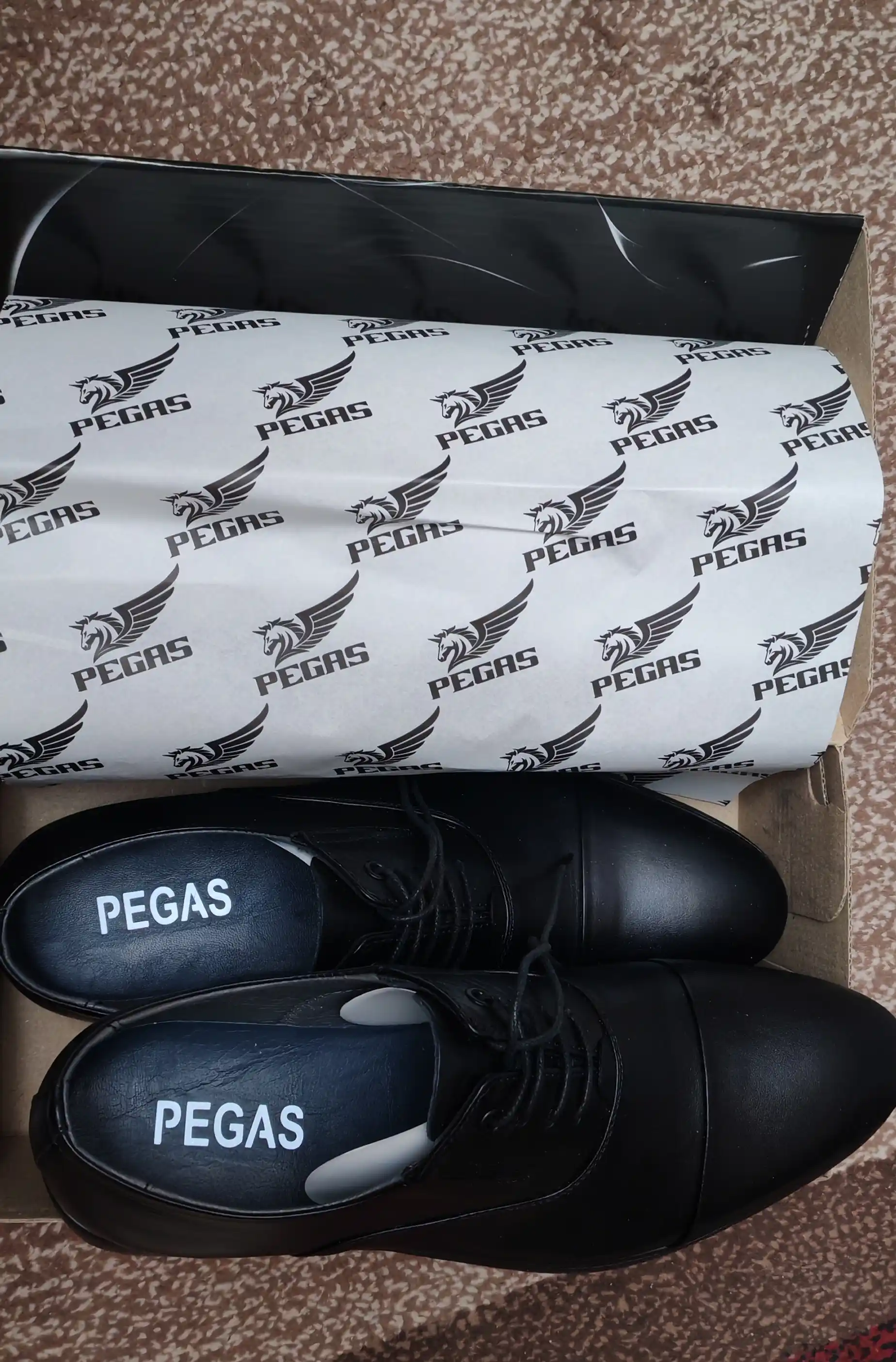 PEGAS Erkaklar poyabzali, klassik tufli, tabiiy charm, qora, 39–46