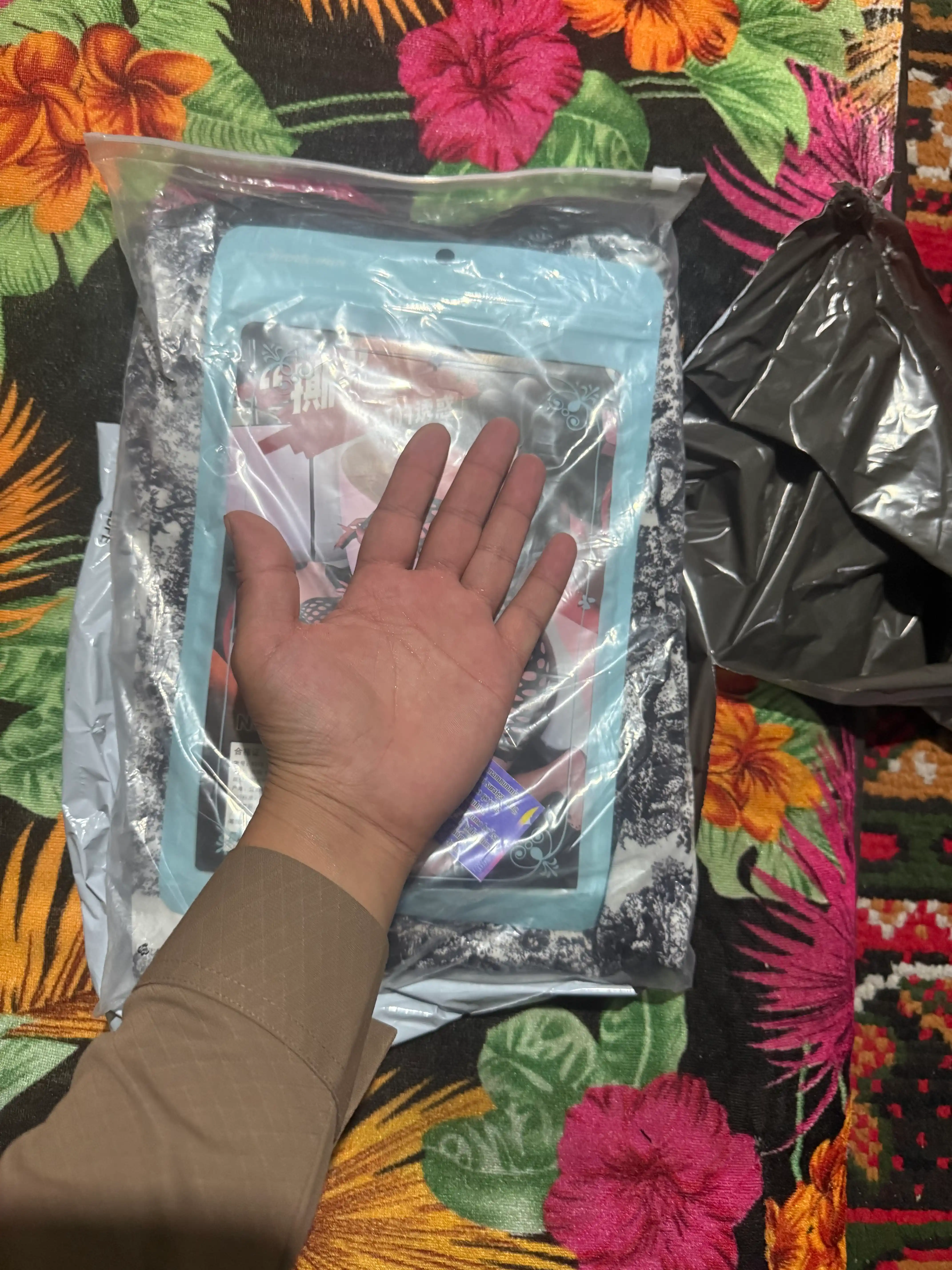 Pijama ayollar uchun, 4 tasi 1 da, yumshoq matodan, penyuarlar sovg‘a sifatida
