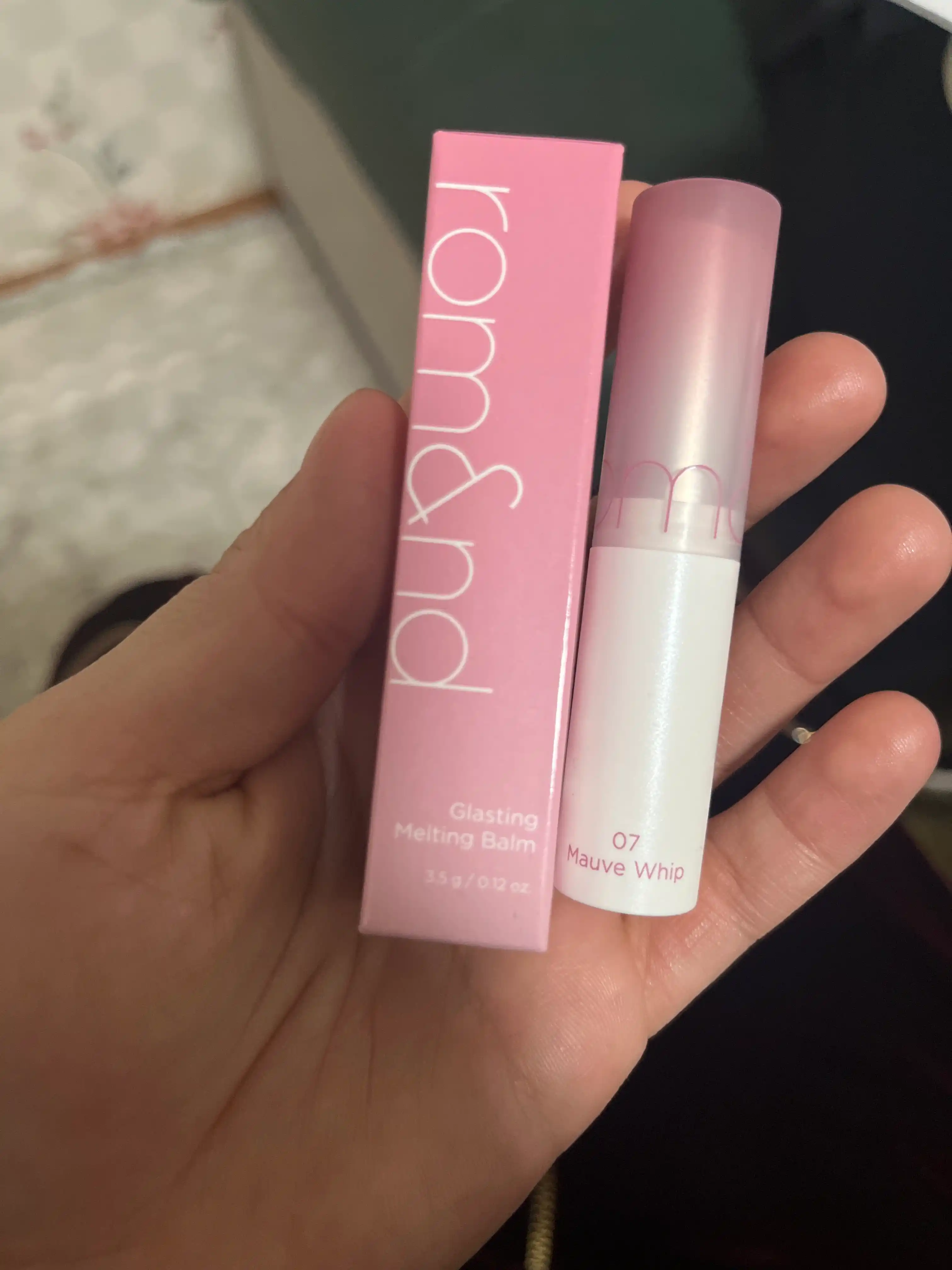 Тающий оттеночный бальзам для губ Rom&nd Glasting Melting Balm