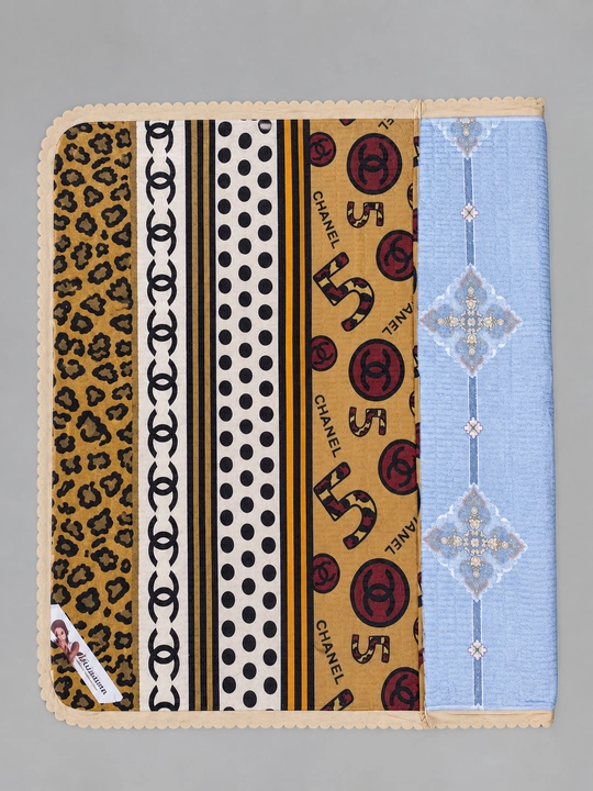 Velyur pokrival 145×220 sm — yumshoq, tegishga yoqimli, ichki tomonida maramor printli.