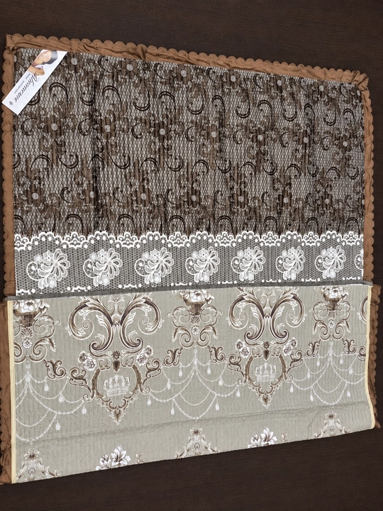 Velyur pokrival 145×220 sm — yumshoq, tegishga yoqimli, ichki tomonida maramor printli.