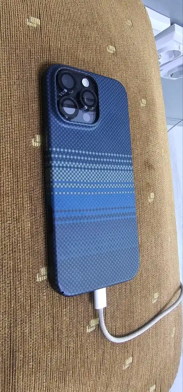 Карбоновые чехлы iPhone 17 Pro Max/16 Pro Max/15 Pro Max/14 Pro Max/13 Pro Max/12 Pro Max