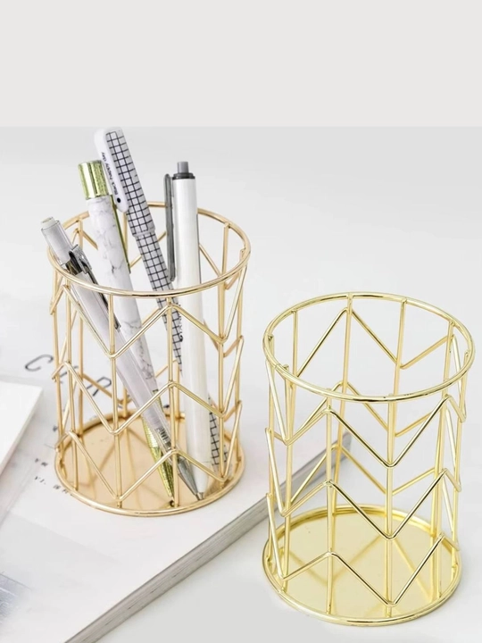 Металлический органайзер-подставка для ручек и карандашей, 10x10 см, золотой - 