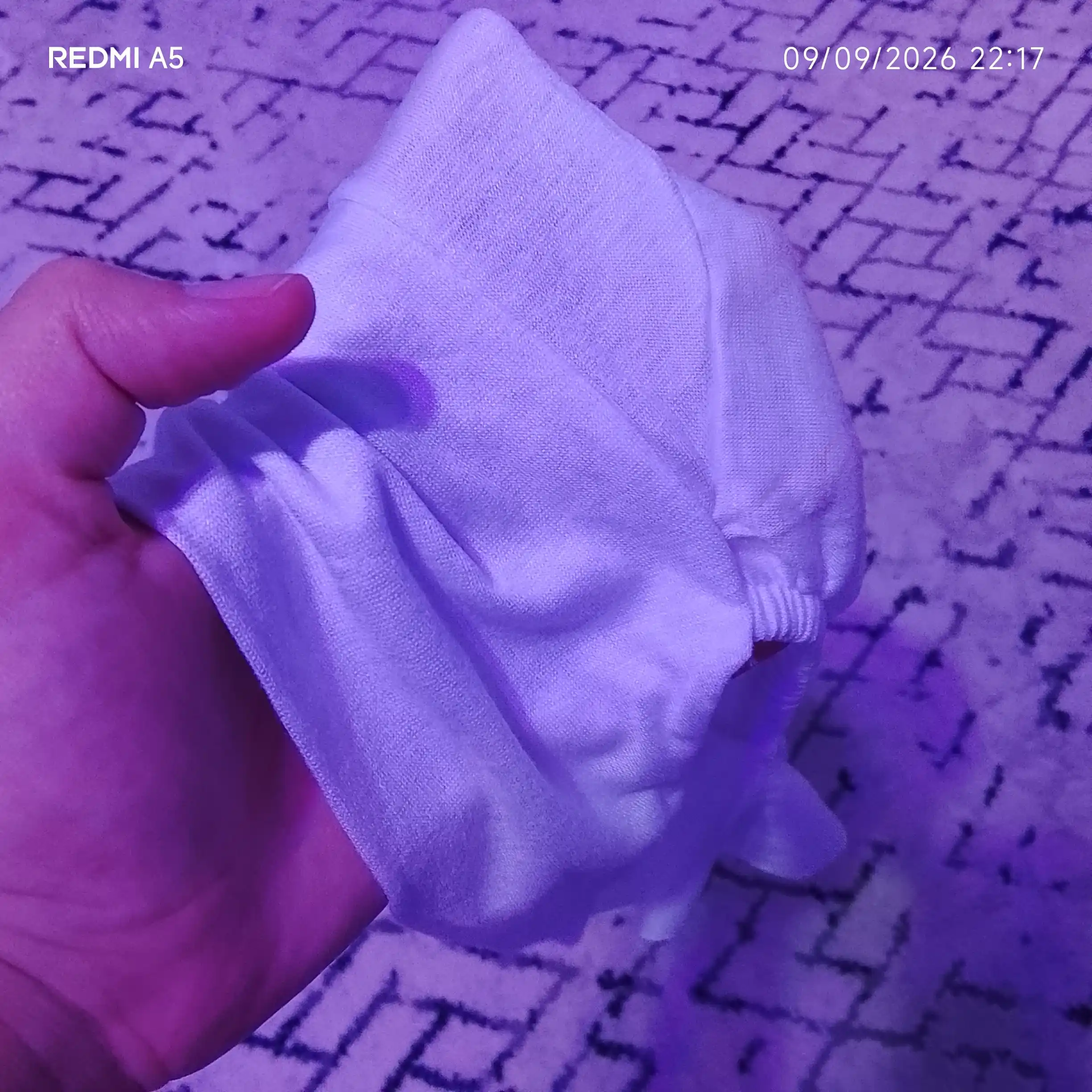 Hijob ostidan kiyiladigan qalpoqcha, bonni