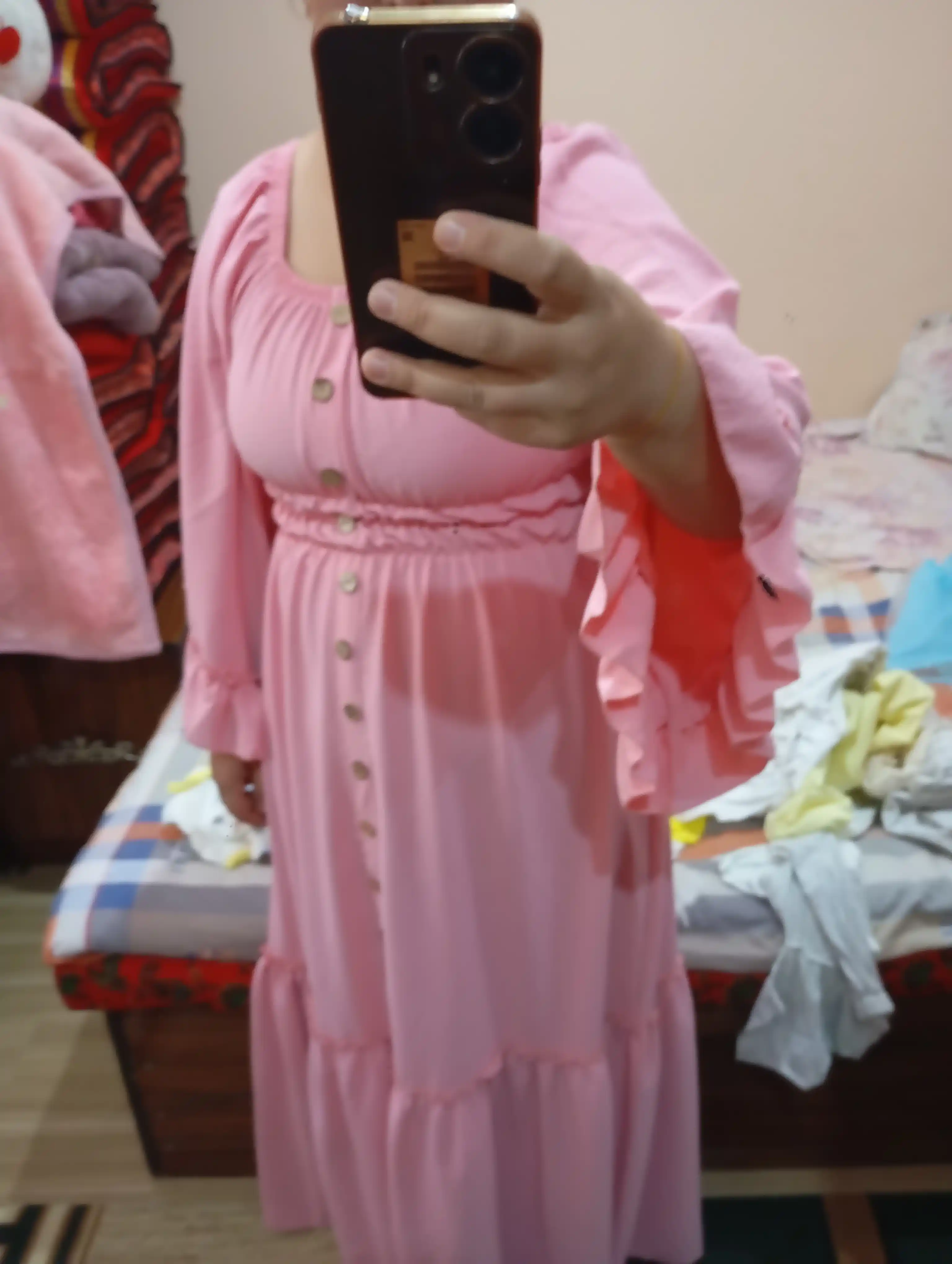 Dehqon ayolning uzun yengli, yengil va havoli libosi S M L XL o‘lchamiga mos keladi