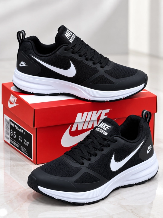 Erkaklar uchun Nike krossovkalar kuz va qish uchun, o'lchamlari 40-44 - 