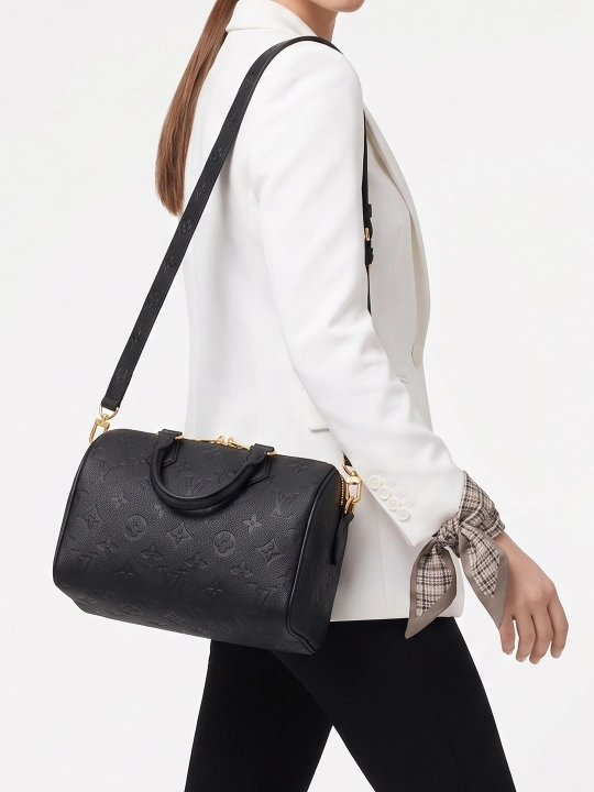 Женская сумка в стиле Louis Vuitton, подходит на каждый день