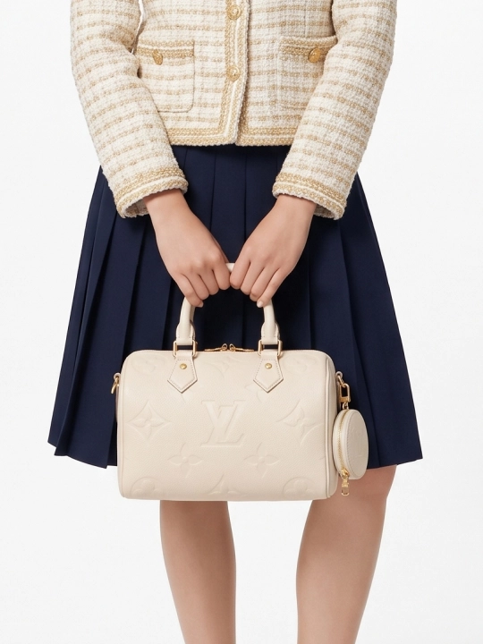 Женская сумка в стиле Louis Vuitton, подходит на каждый день