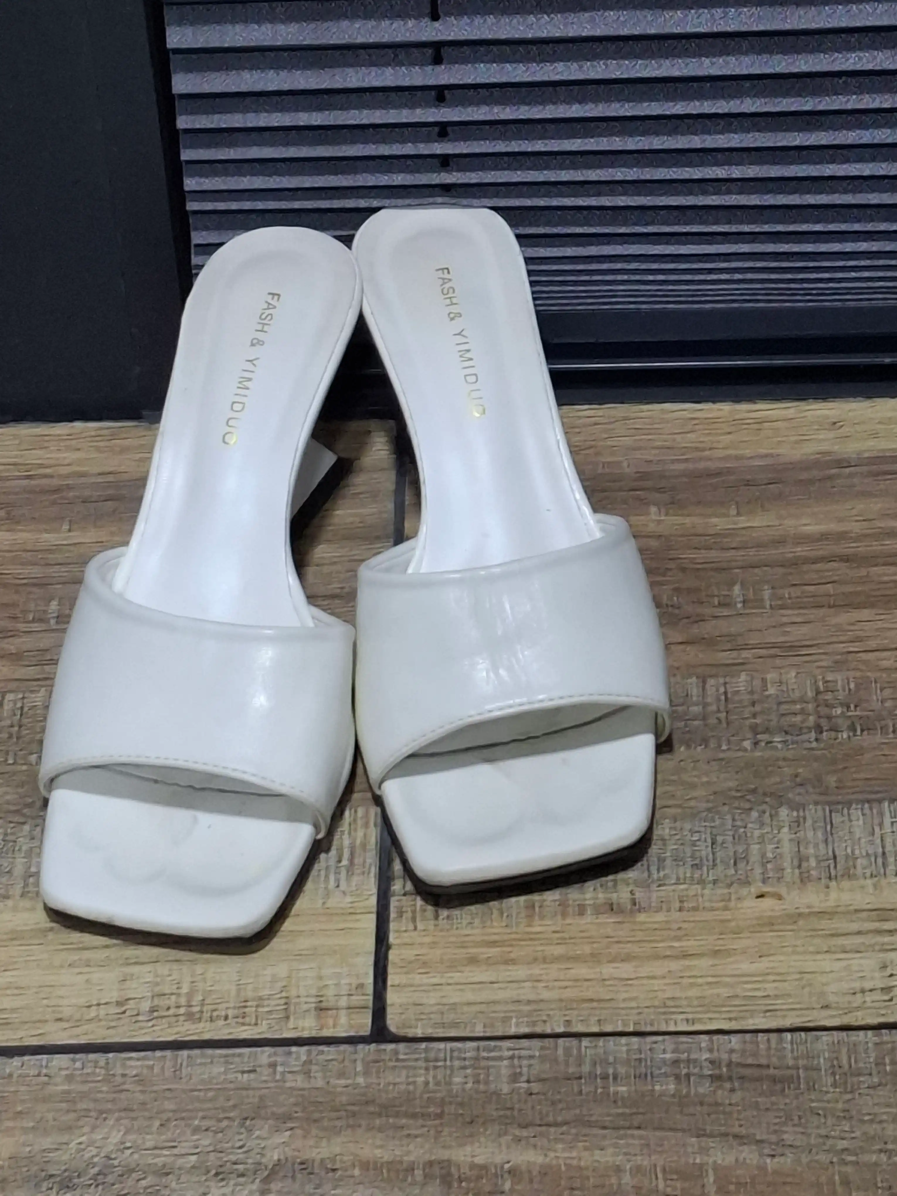 Ayollar shippaklari, ayollar tuflisi, poyabzal, 37-40