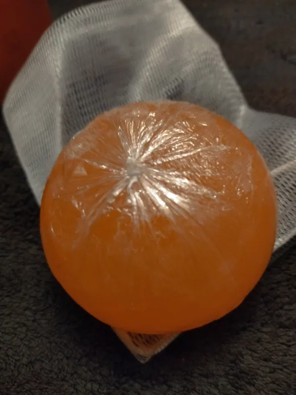 LYDIMOON Vitamin C oqartiruvchi sovun, tana va yuz uchun, namlantiradi, 100 g