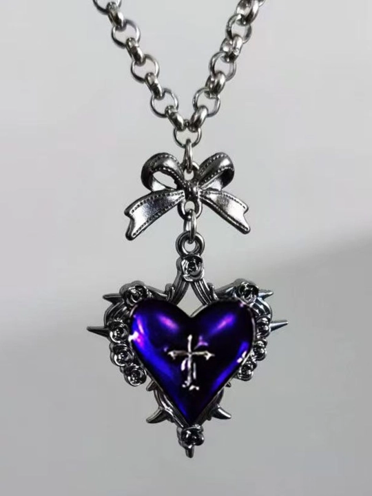 Yurak va xochli gotik marjon, Y2K uslubidagi choker va osma bezak