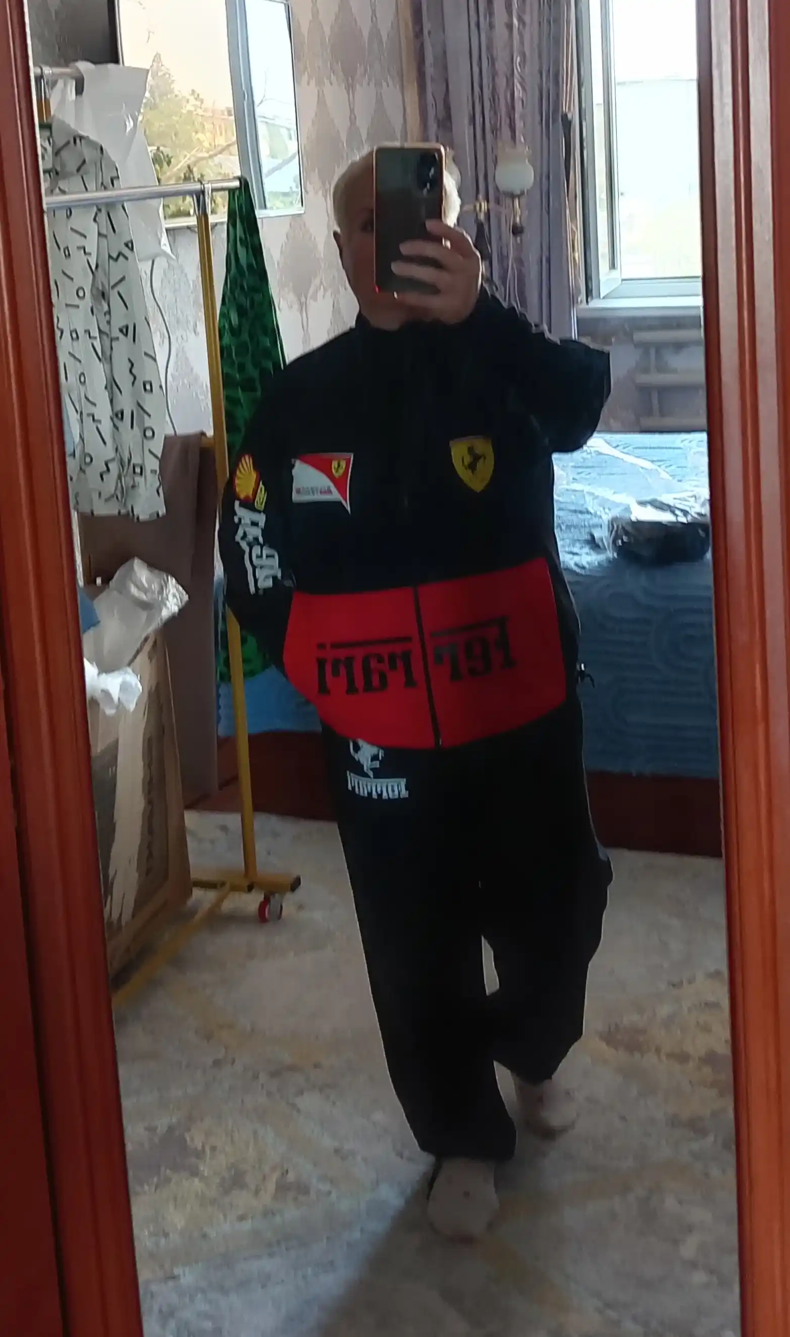 Ayollar uchun ikki qismli sport kostyumi va sport shim, qulay va chiroyli dizayn