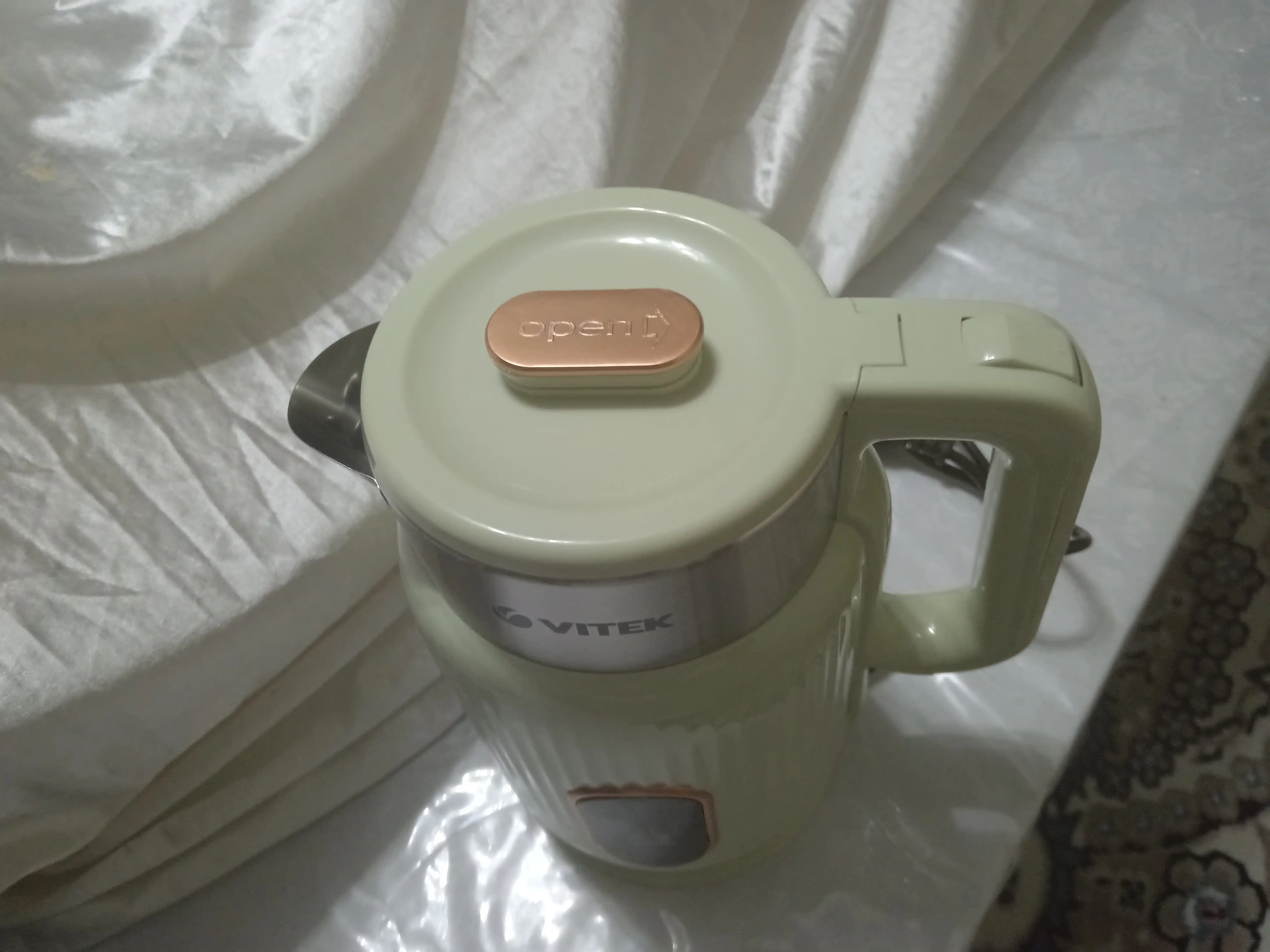 Elektr choynak Tefal 2.5L — 1800W quvvat, tez qizish va zamonaviy dizayn!