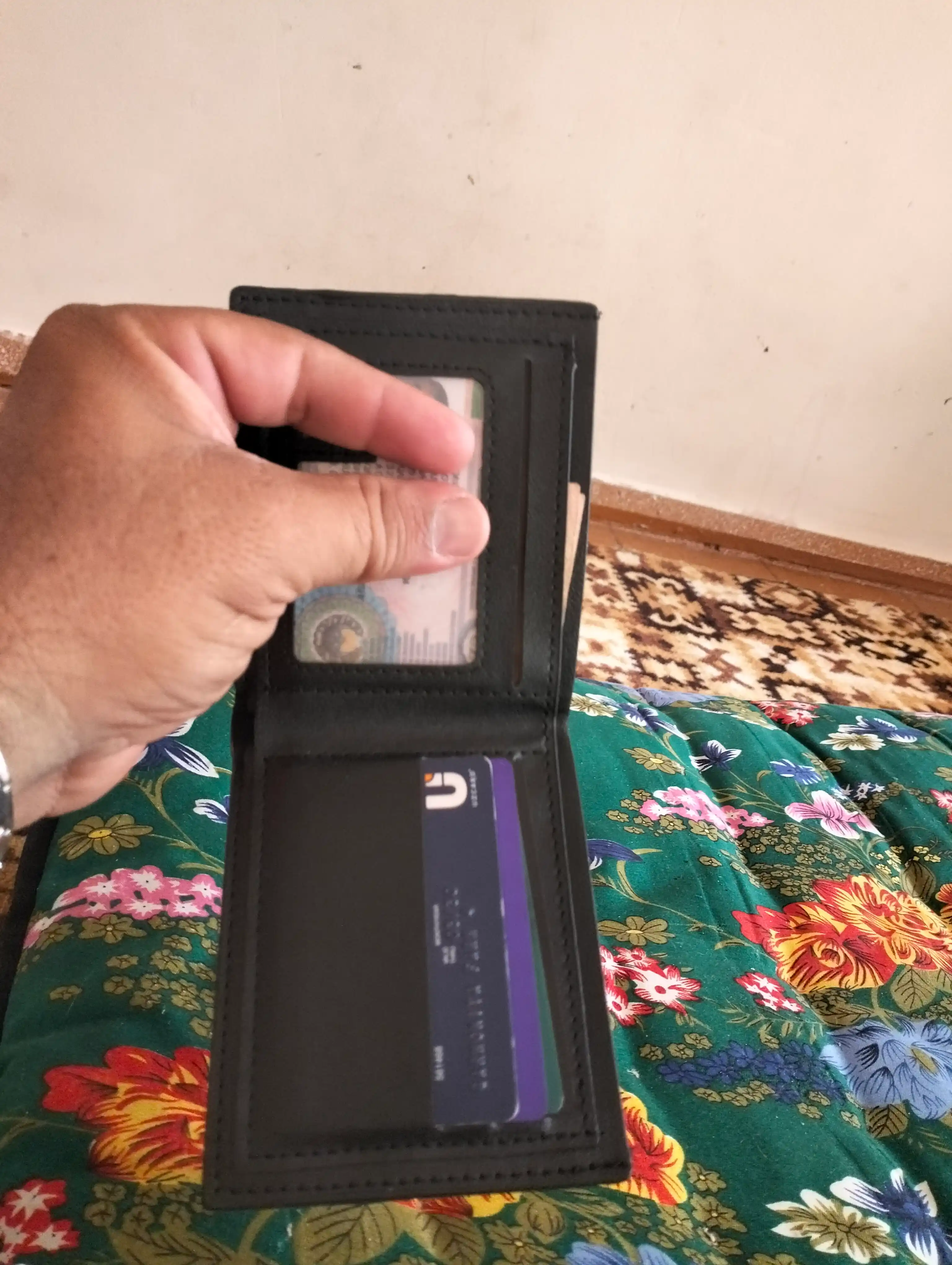 Erkaklar hamyoni, hamyon, kartxolder, o‘lchami 12 * 10 sm