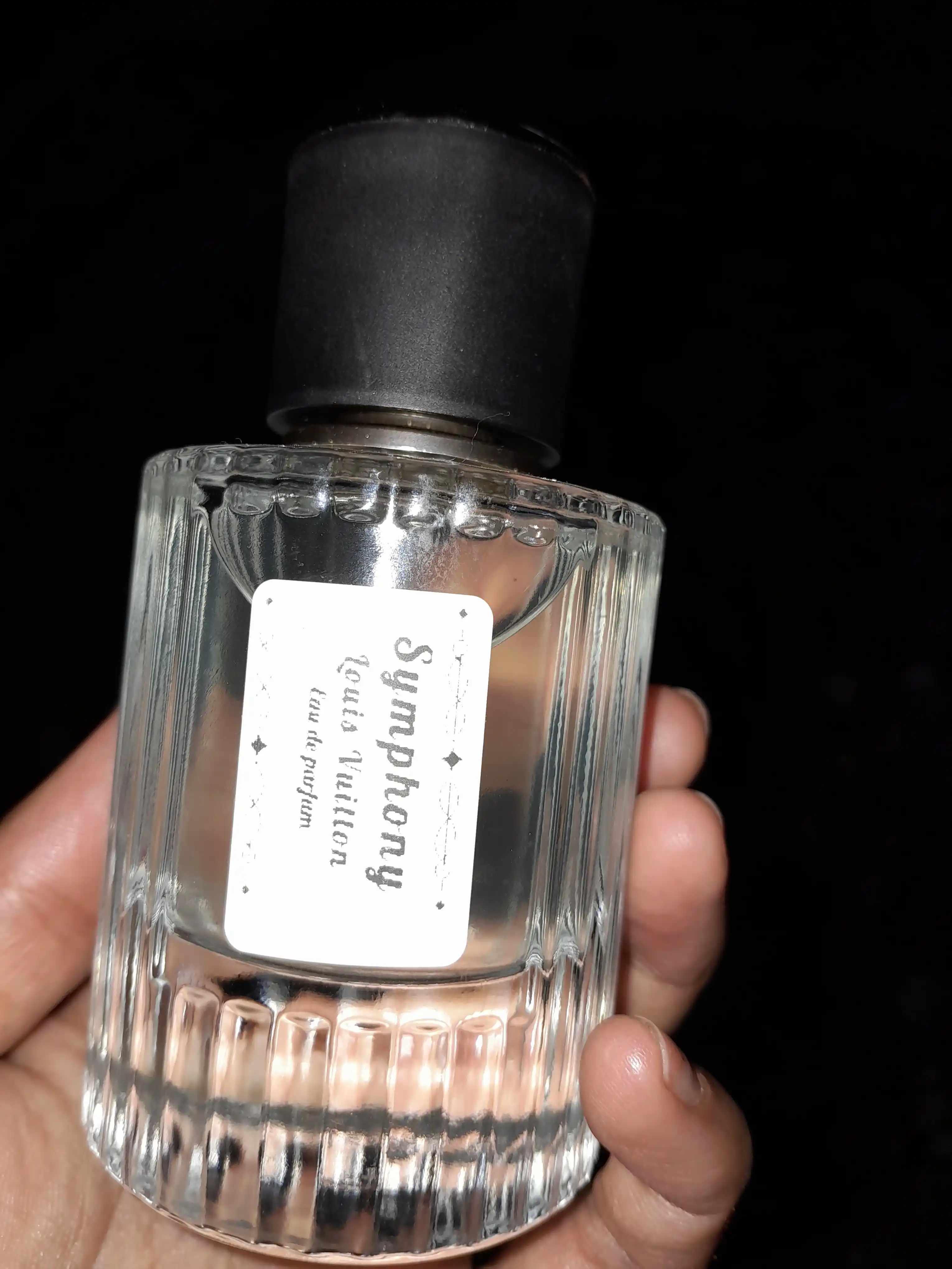 Louis Vuitton Symphony — элегантный и яркий аромат