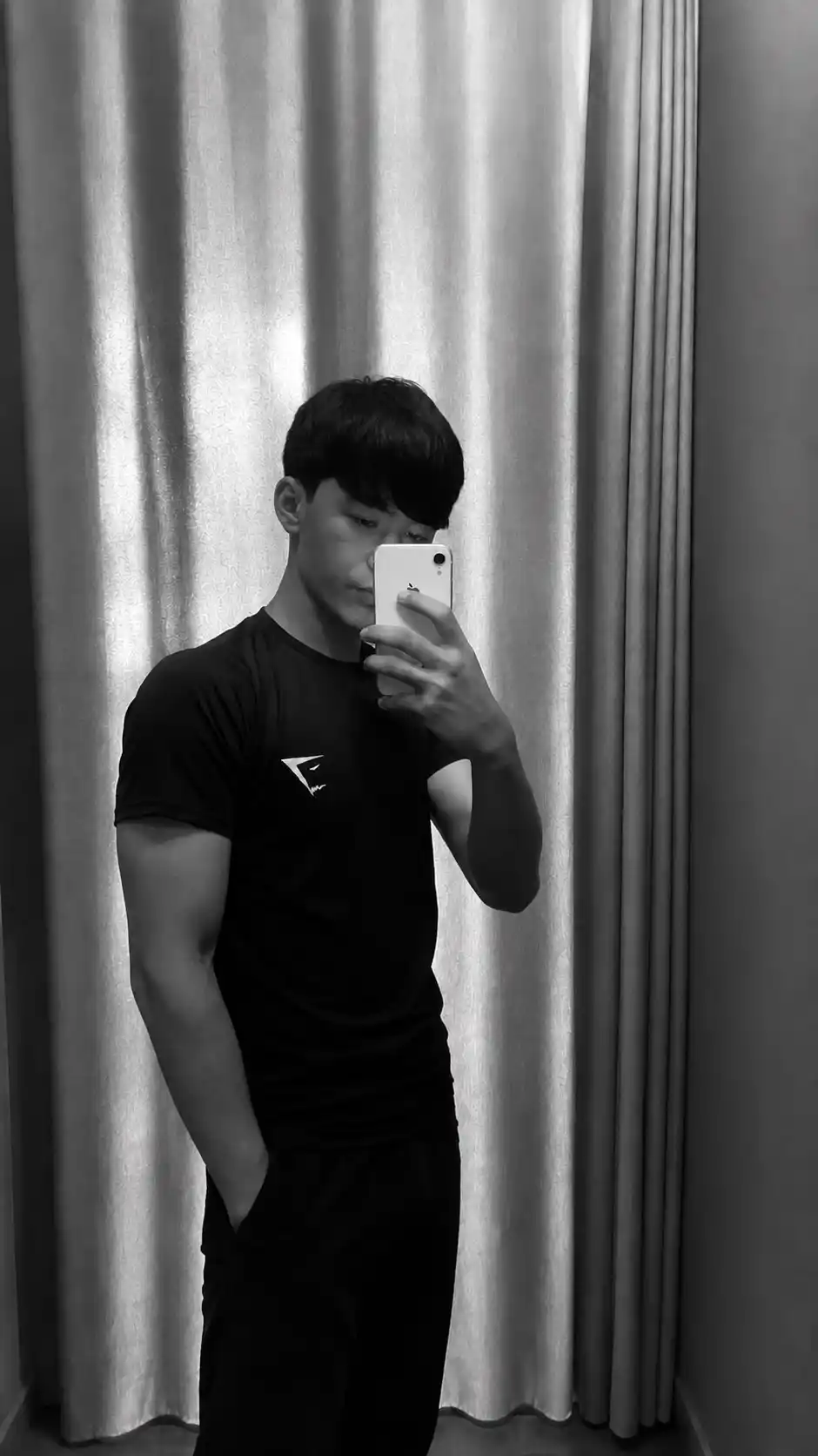 Gym Shark uslubidagi kompression futbolka - rashgard, sport, erkaklar uchun, fitnes uchun