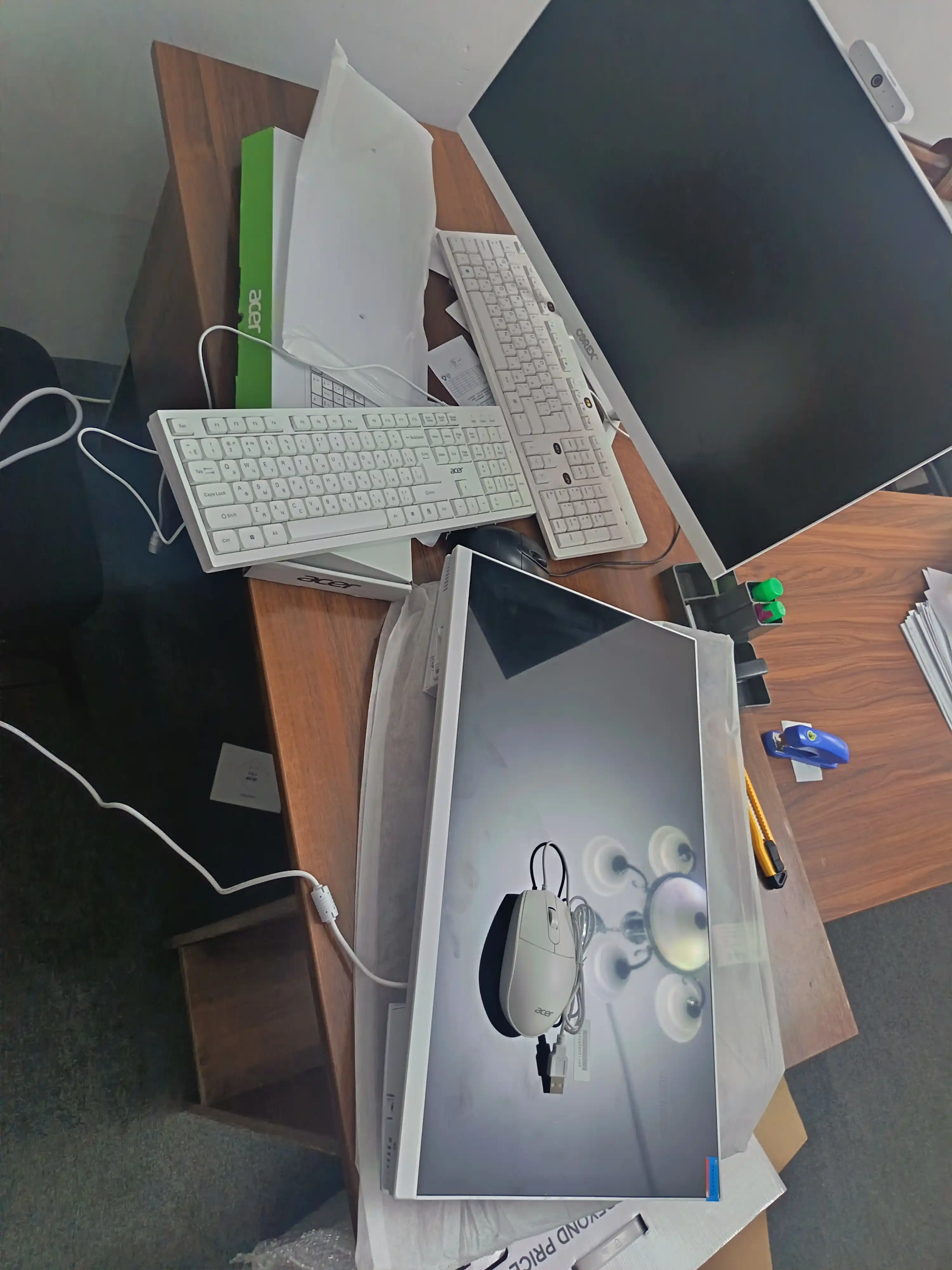 Моноблок , 24 дюйма, Full HD, i5, 8 ГБ RAM, SSD 1024 ГБ Windows 10, клавиатура + мышь