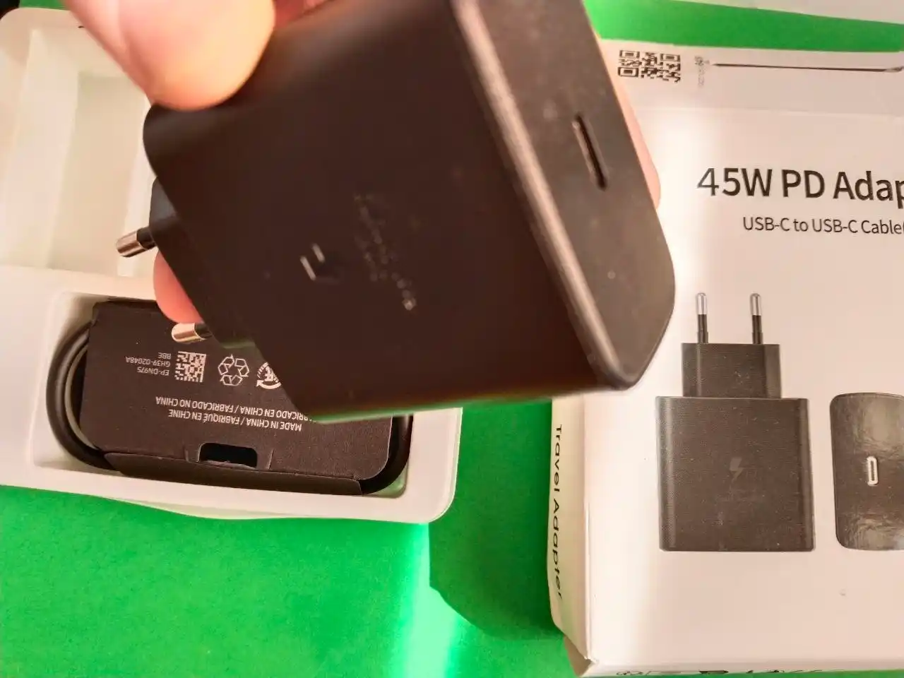 Samsung 45W PD Adapter – мощное и безопасное зарядное устройство